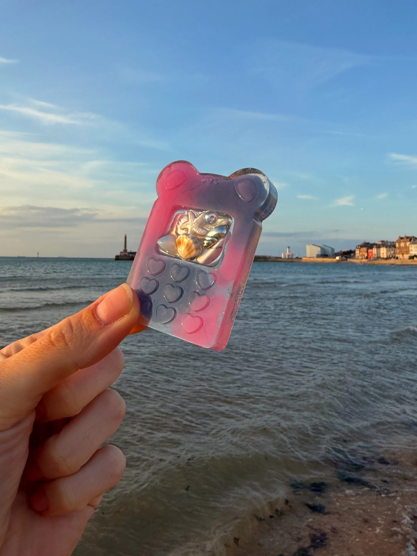 Pink shell bear phone