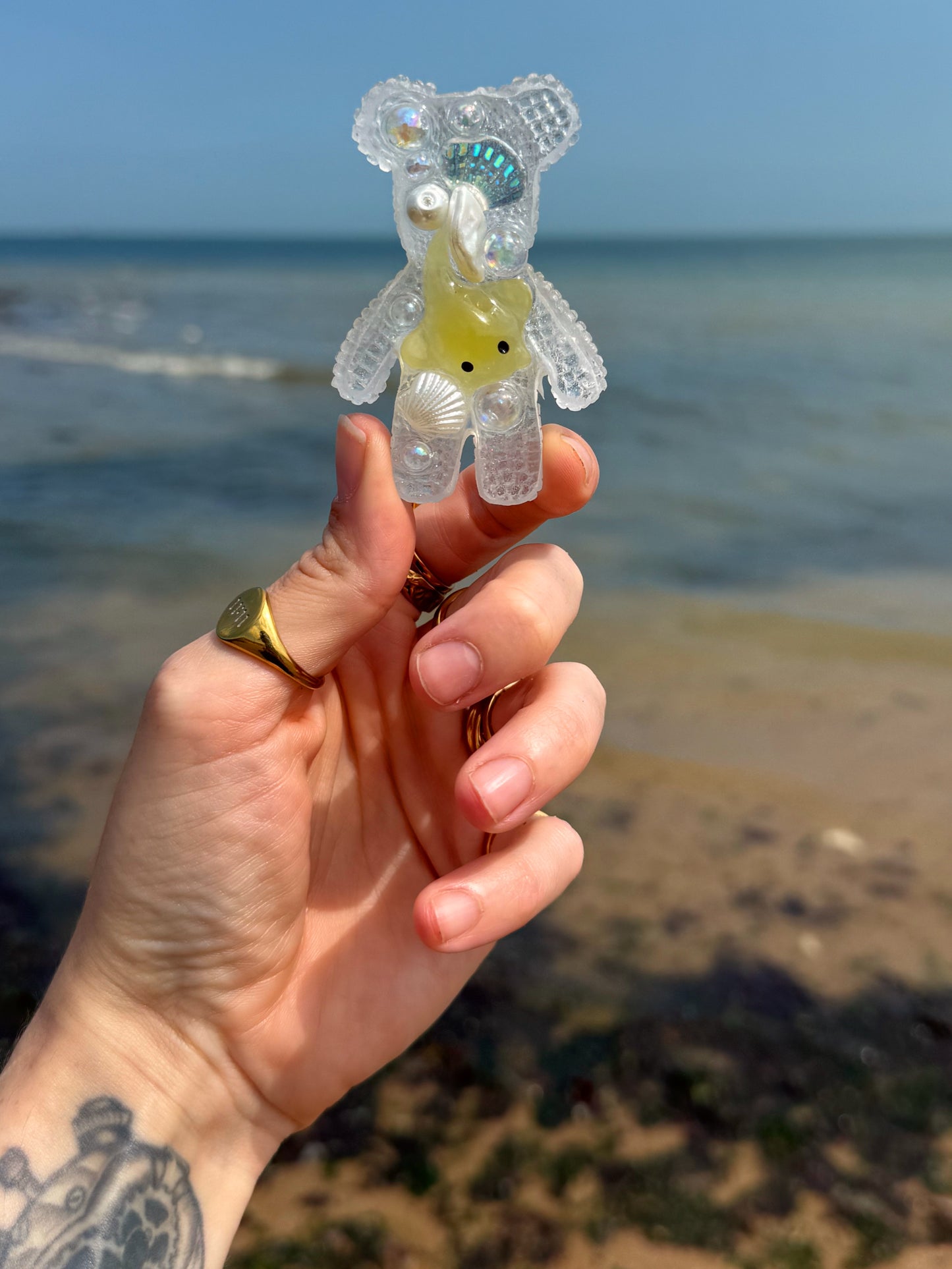 Jagger bear: yellow sting ray