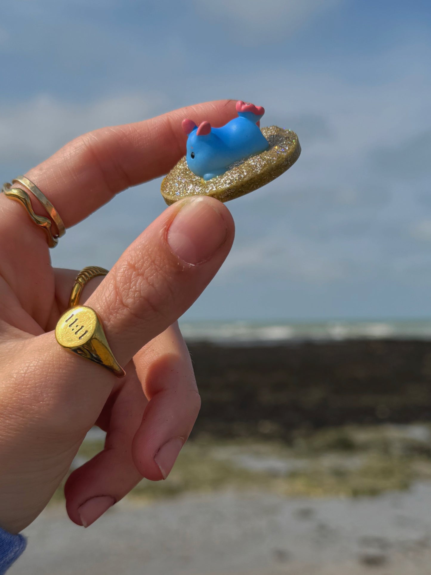 Holographic orb: blue sea slug
