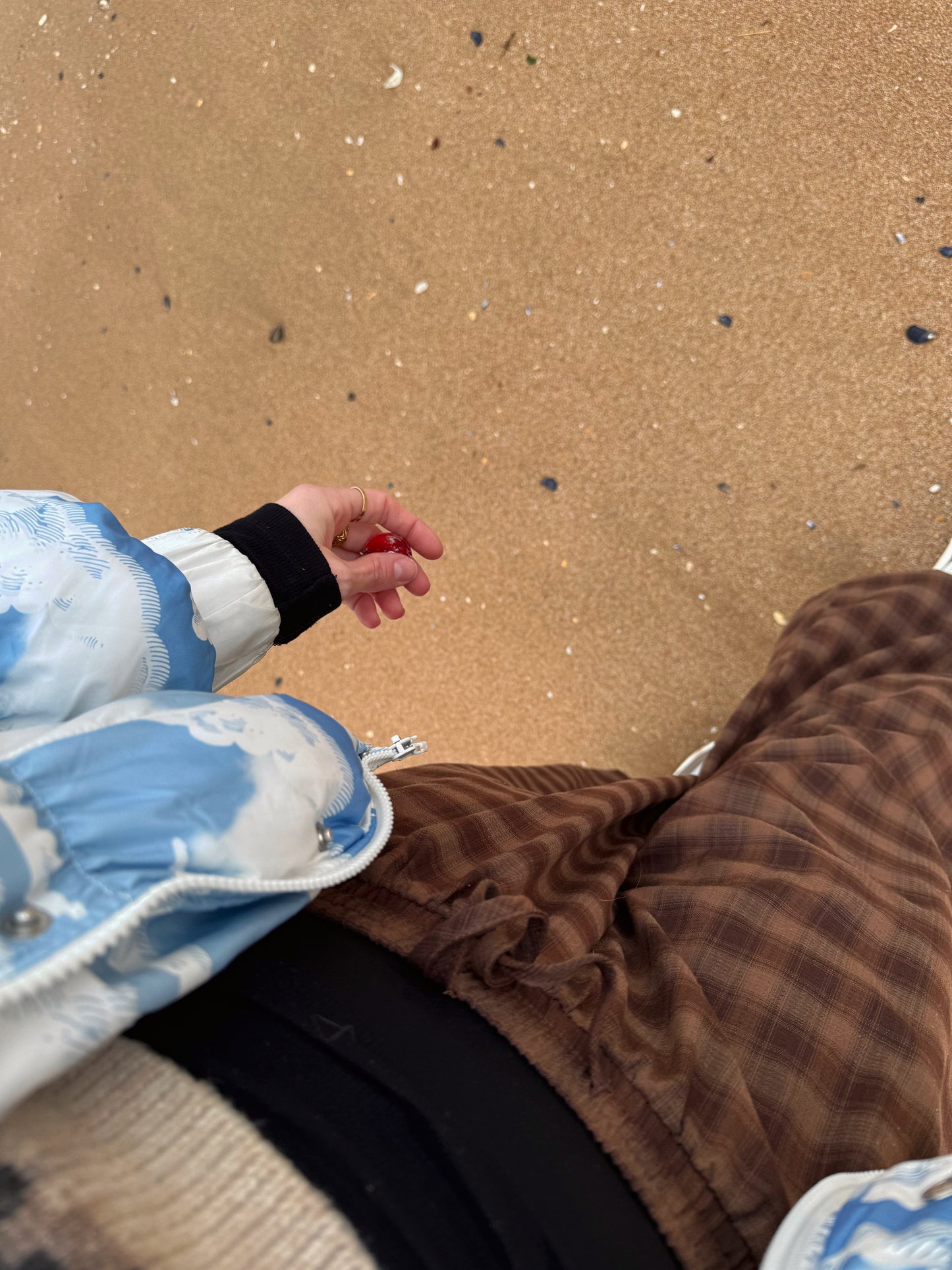 Micro orb: heart in my hand