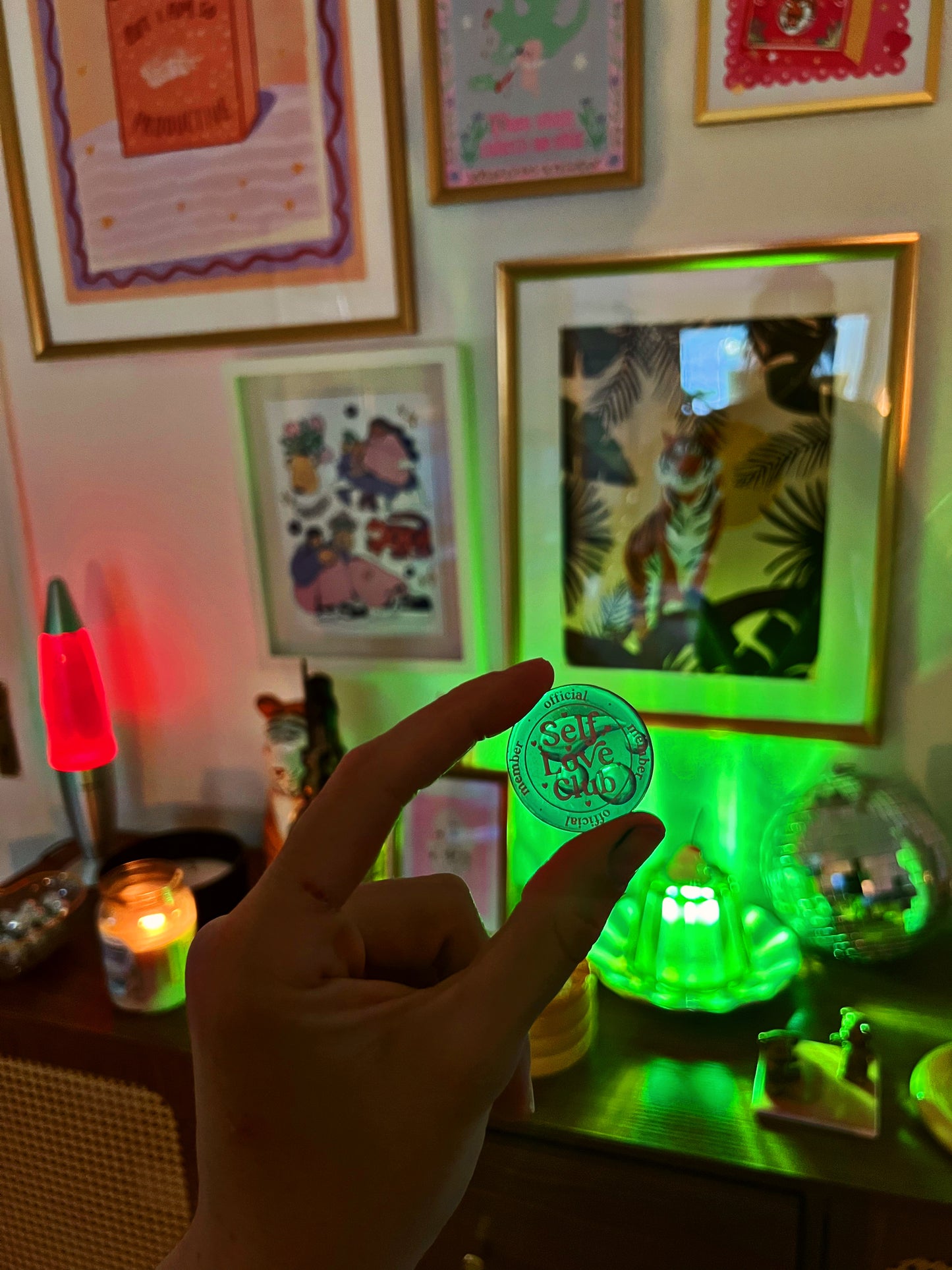 Self love club disc: water drop