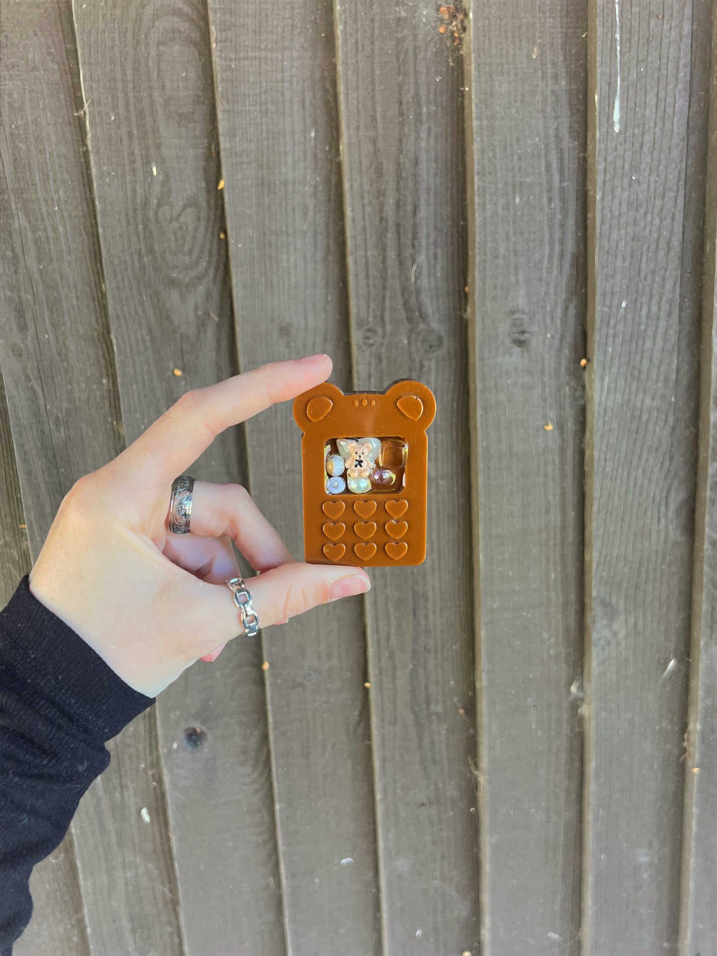 Brown bear phone