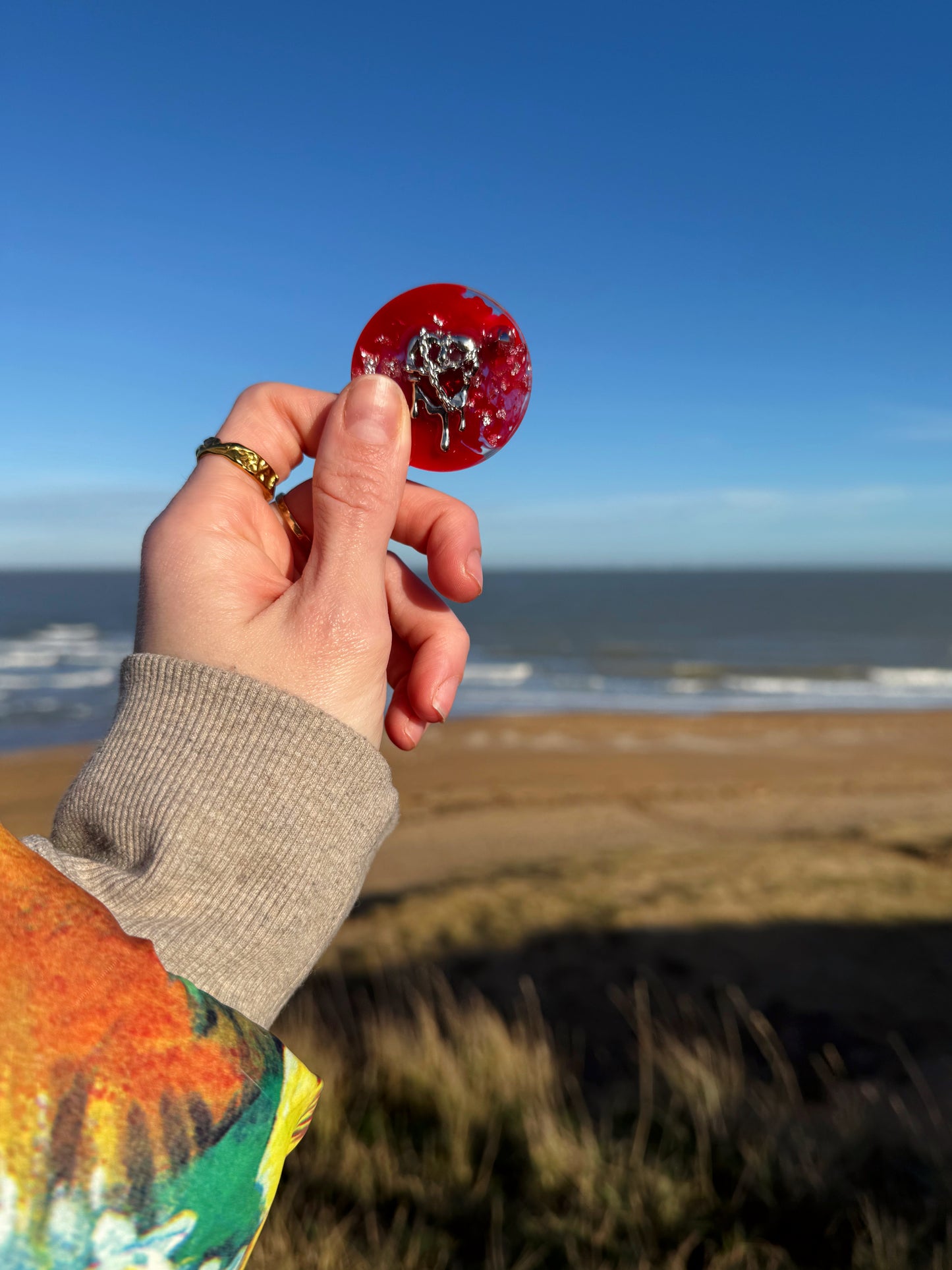 Safe spike chained heart XL orb