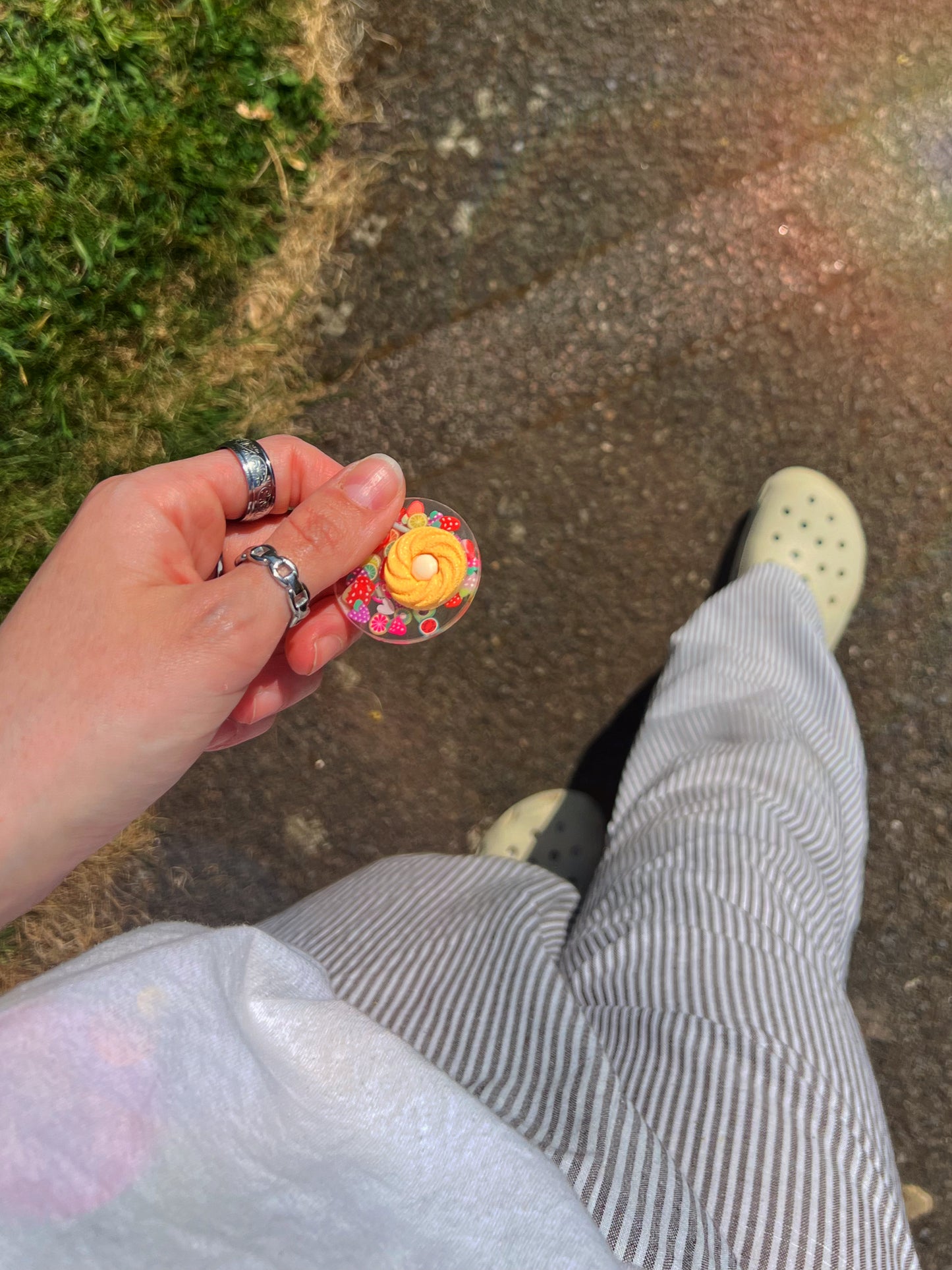 Holographic orb: biscuit: the bottom of the toy box