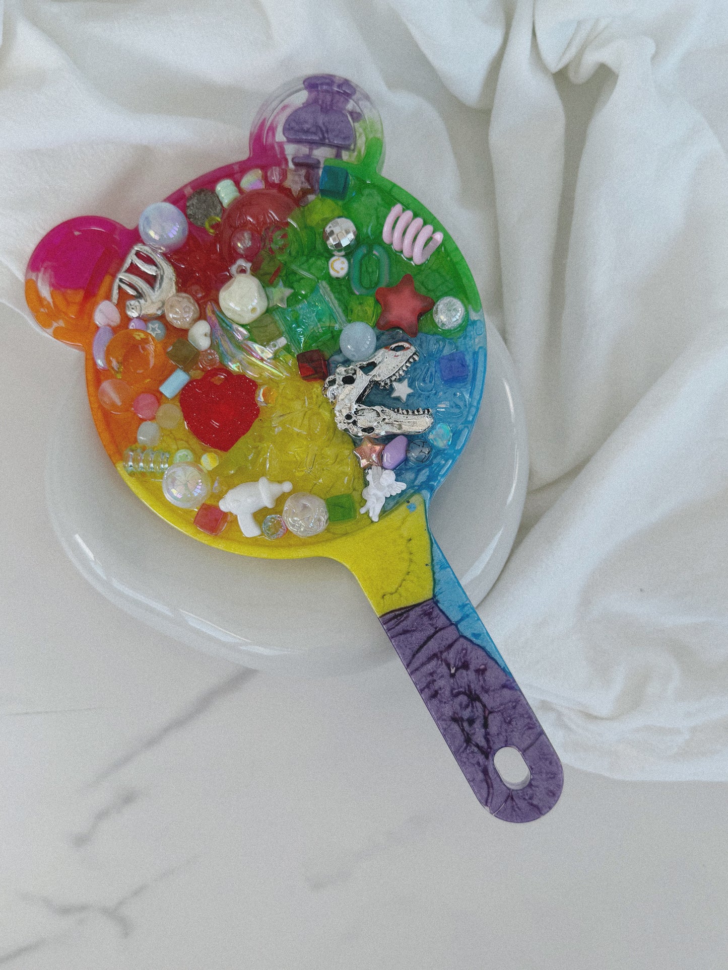 Bear mirror: magic rainbow