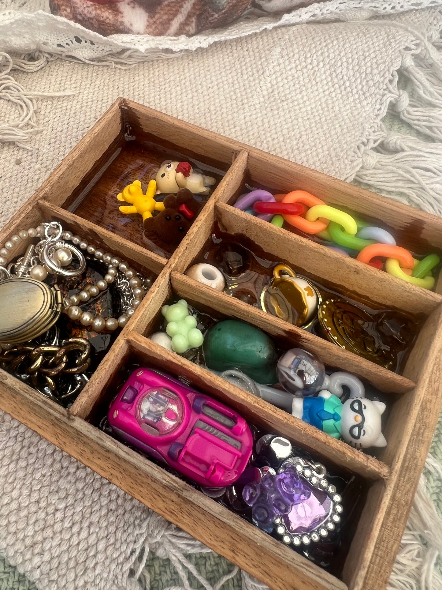 Recycled: the glass jewellery box