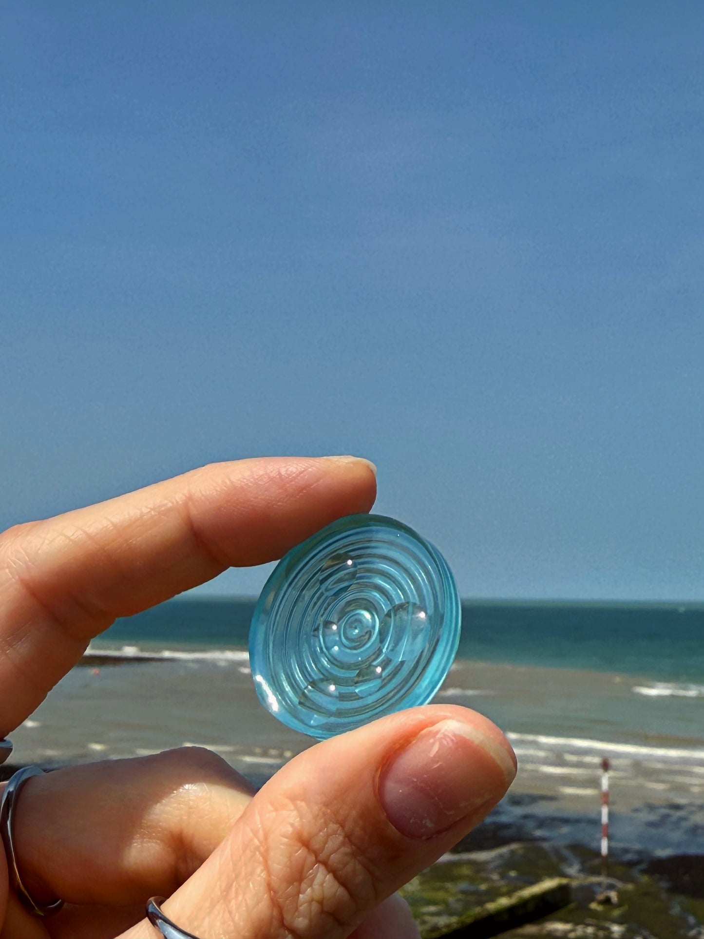 Water drop pebble