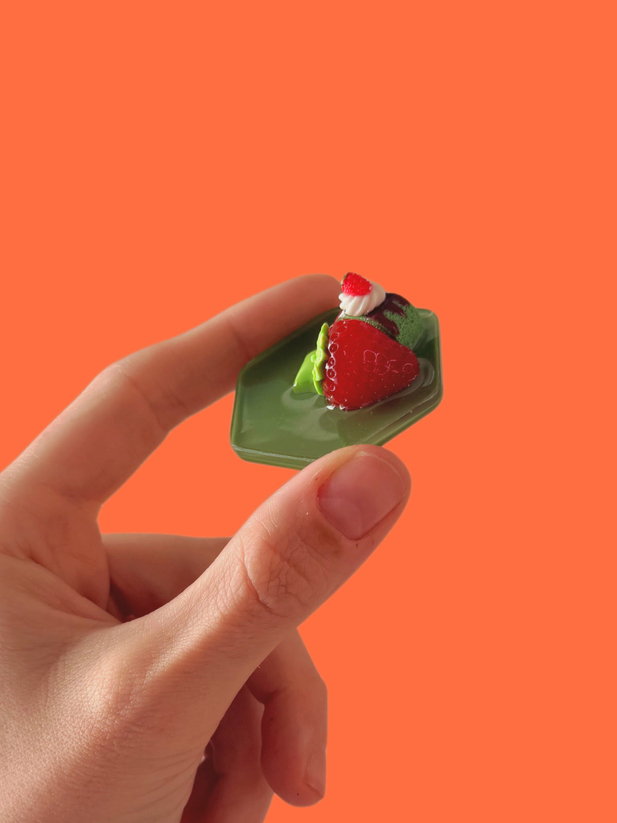 Strawberry matcha XL hexagon