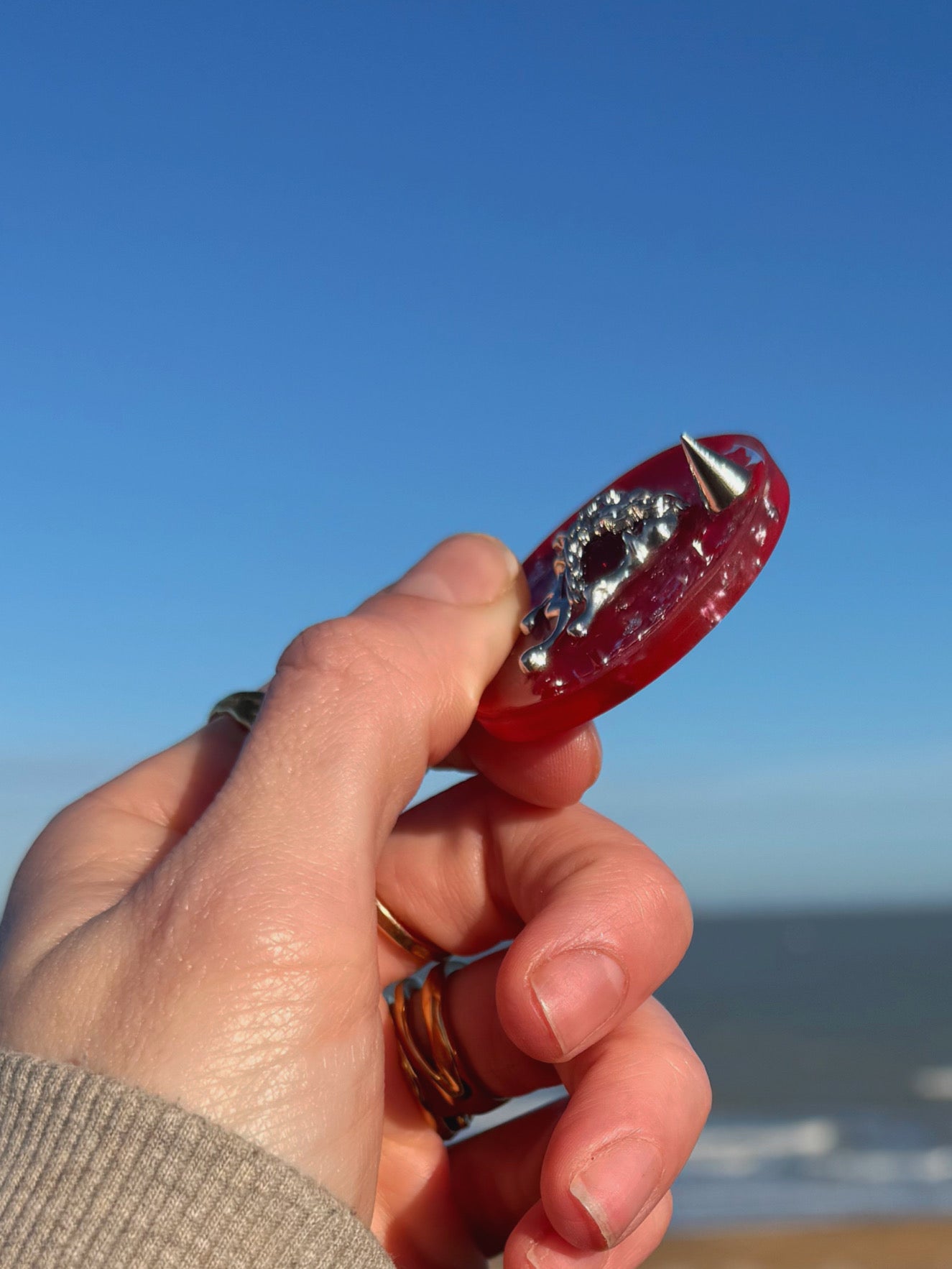 Safe spike chained heart XL orb