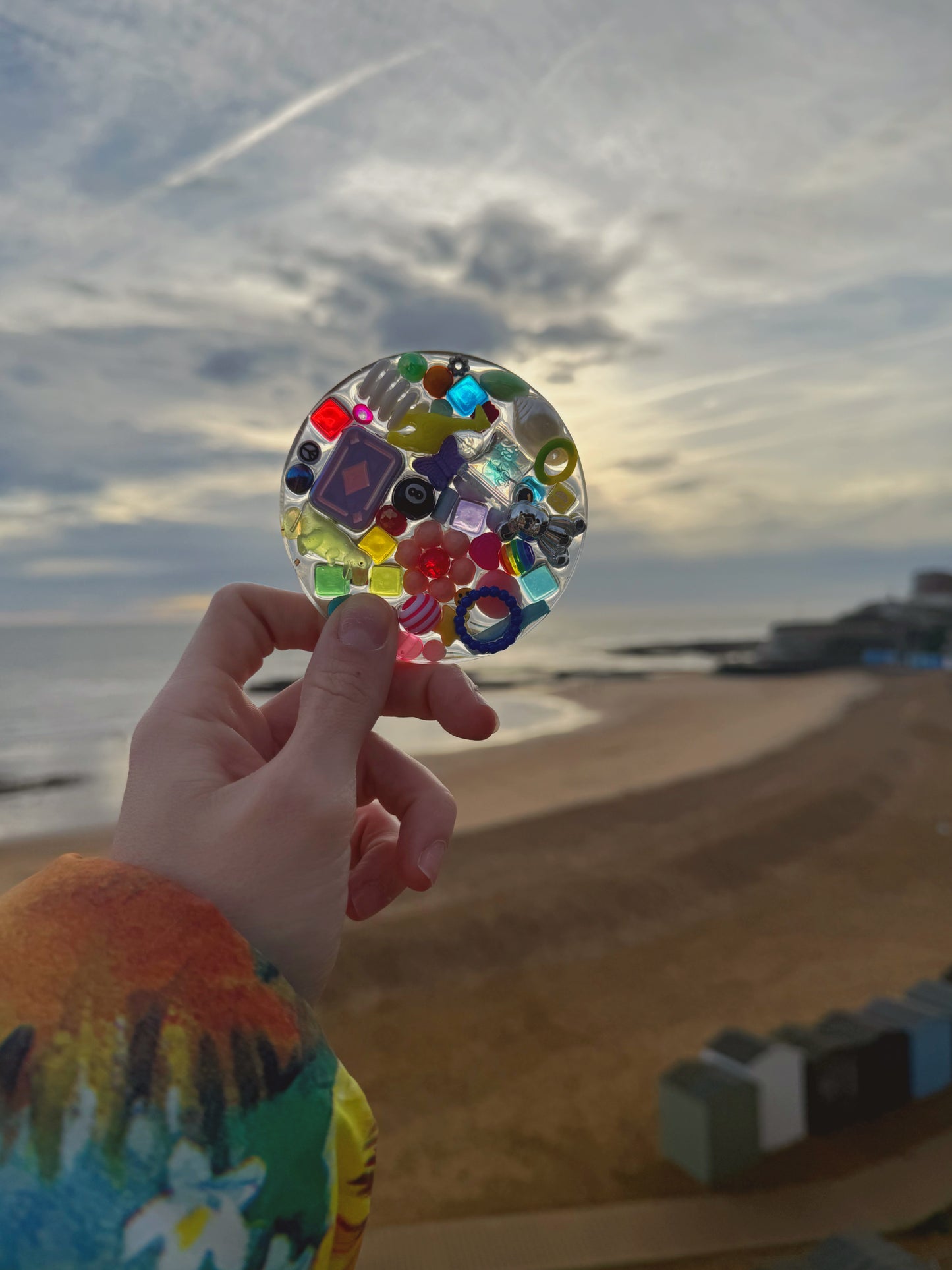 Holographic tinker: rainbow