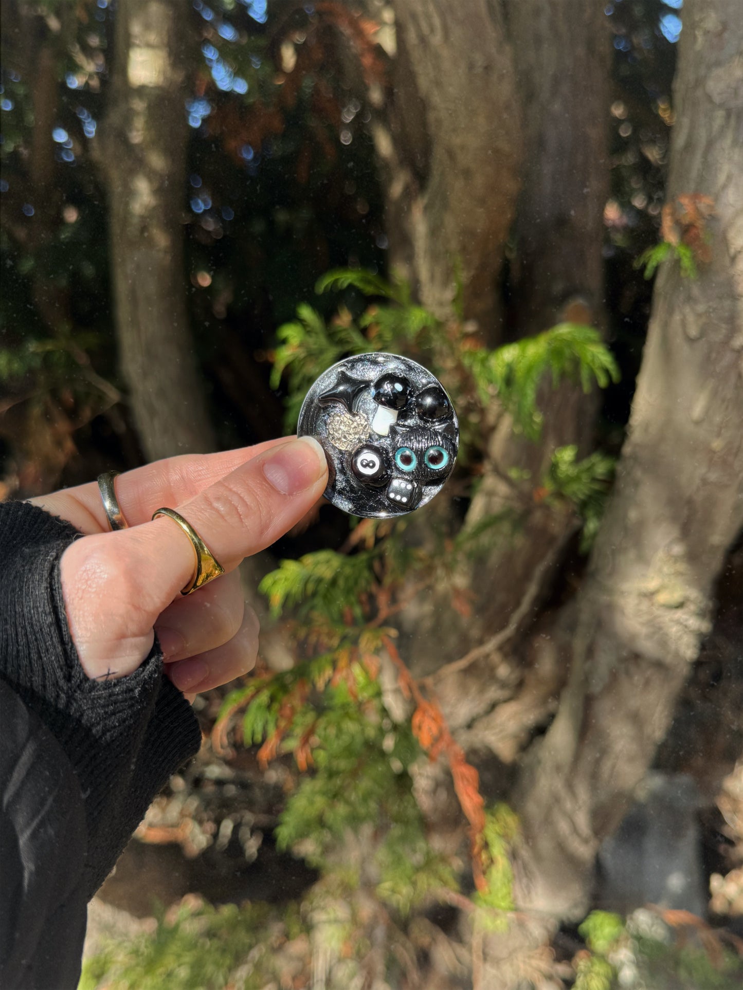 micro ripple: black cat 145