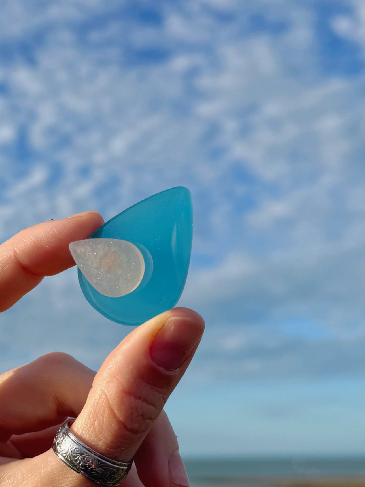 Double tear drop spinner