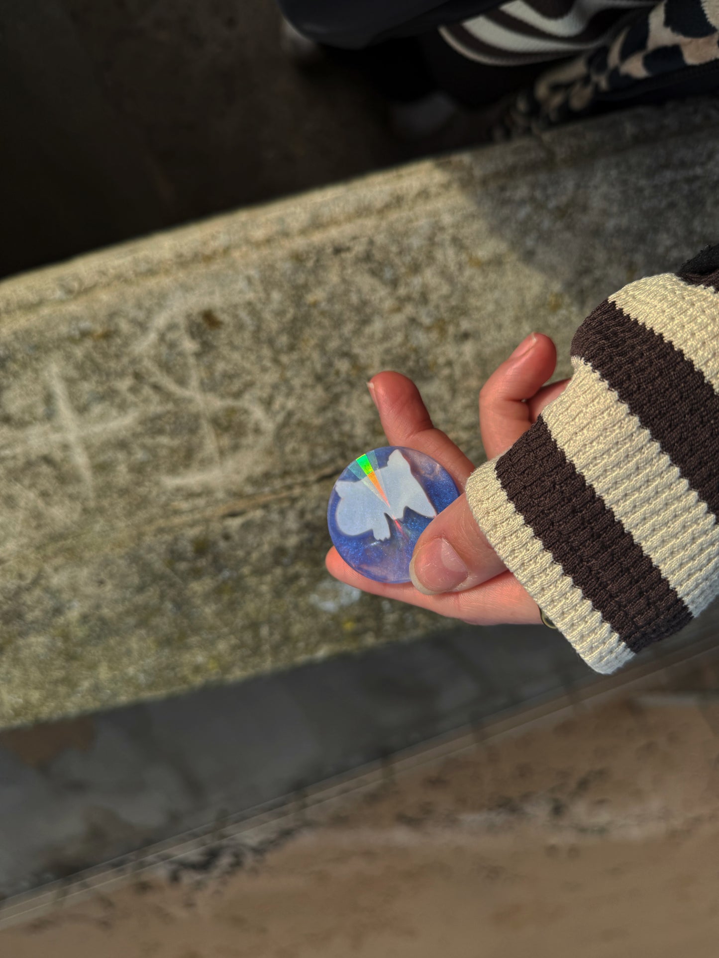 Holographic orb: axolotl 6