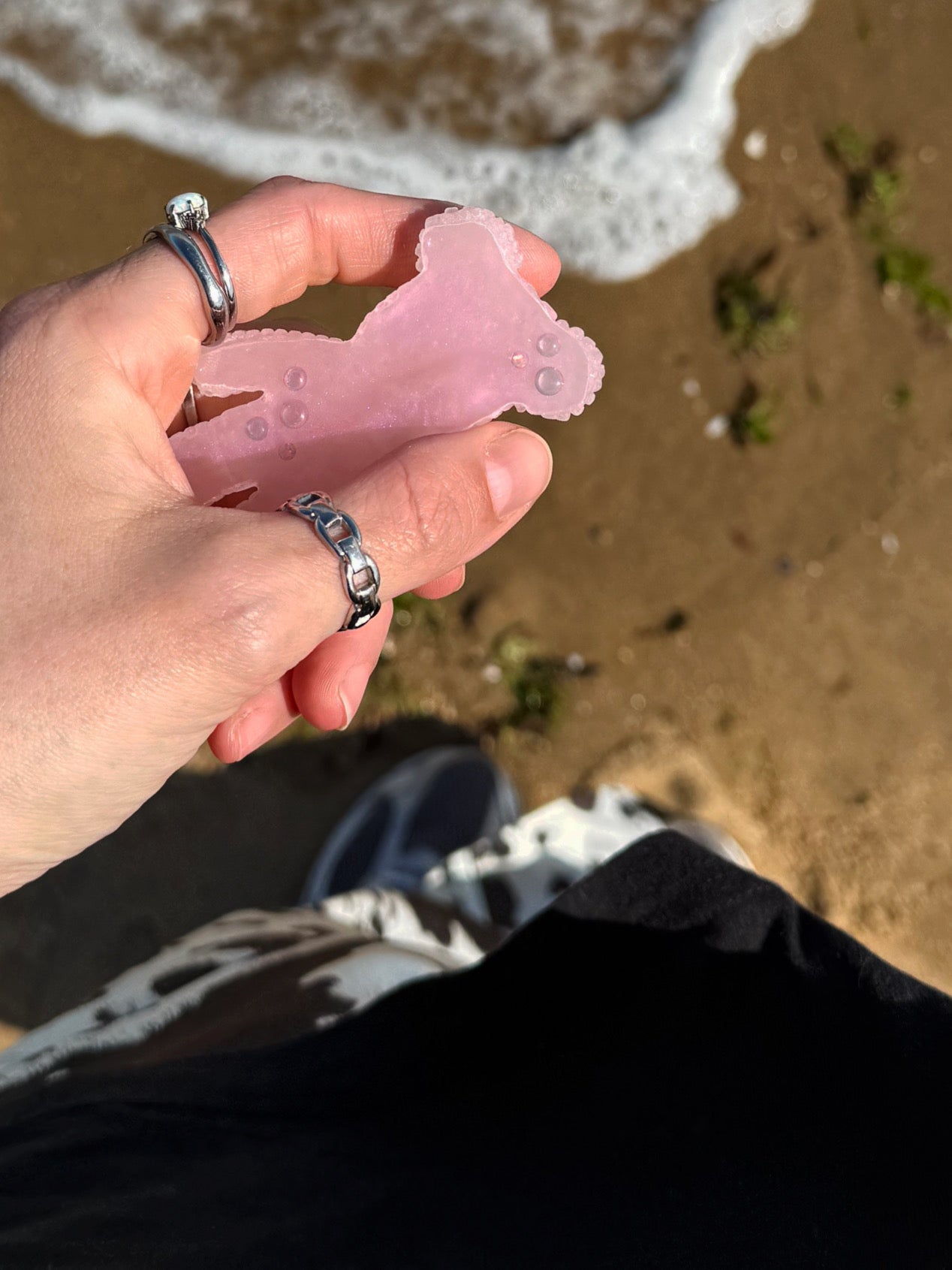 Jagger bear: pink bubble