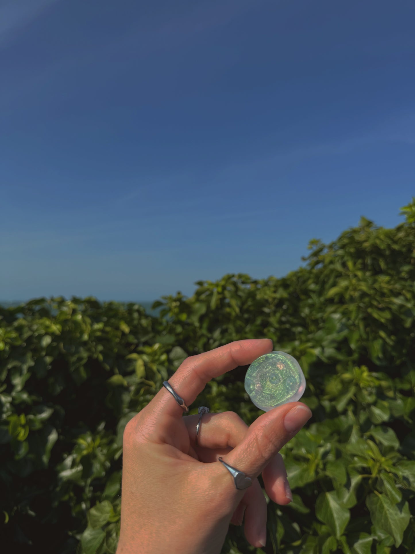 Fairy rain drop thumb dip
