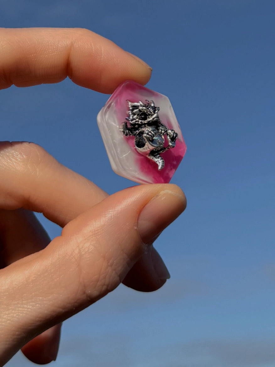 Pink dragon : a little hexagon
