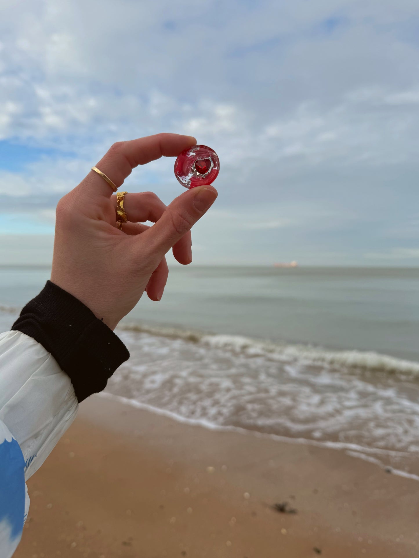 Micro orb: heart in my hand