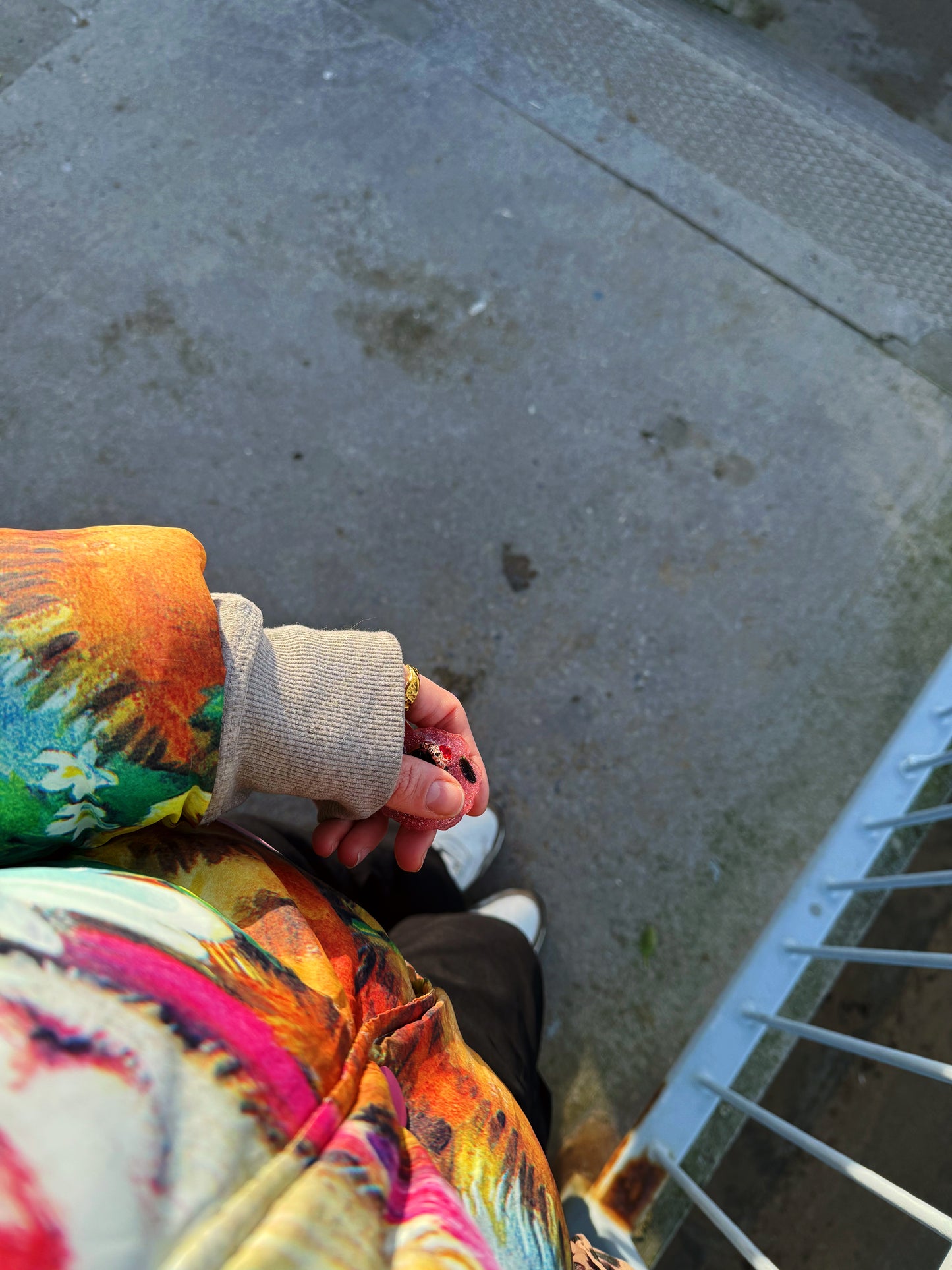 The ring - geode orb