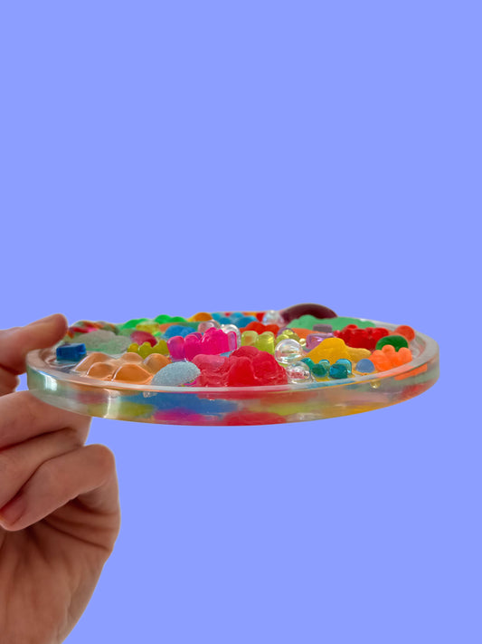 Gummy bear: sensory plate