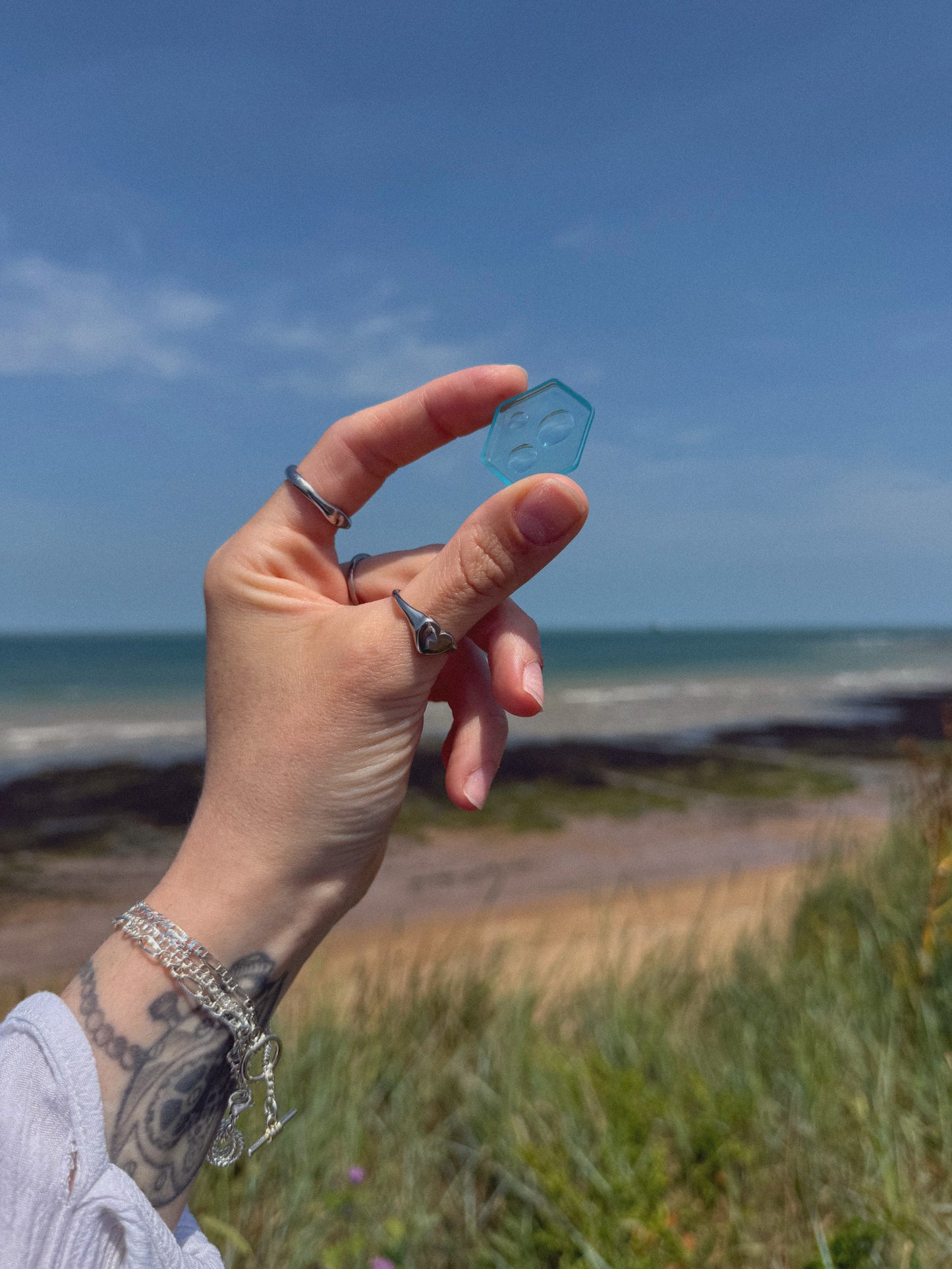 Water drop little hexagon