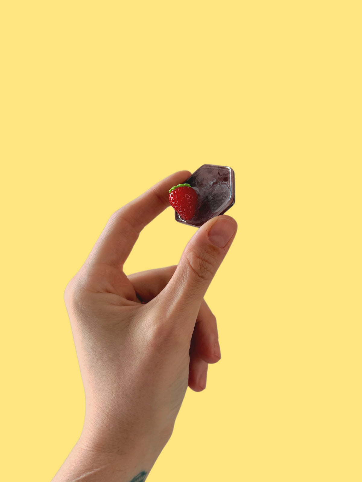 Just a strawberry : L hexagon