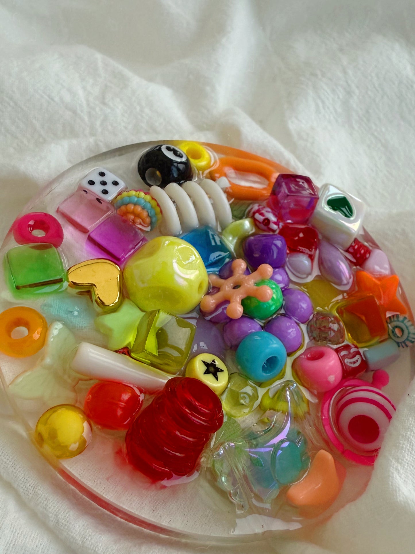 Holographic tinker: rainbow