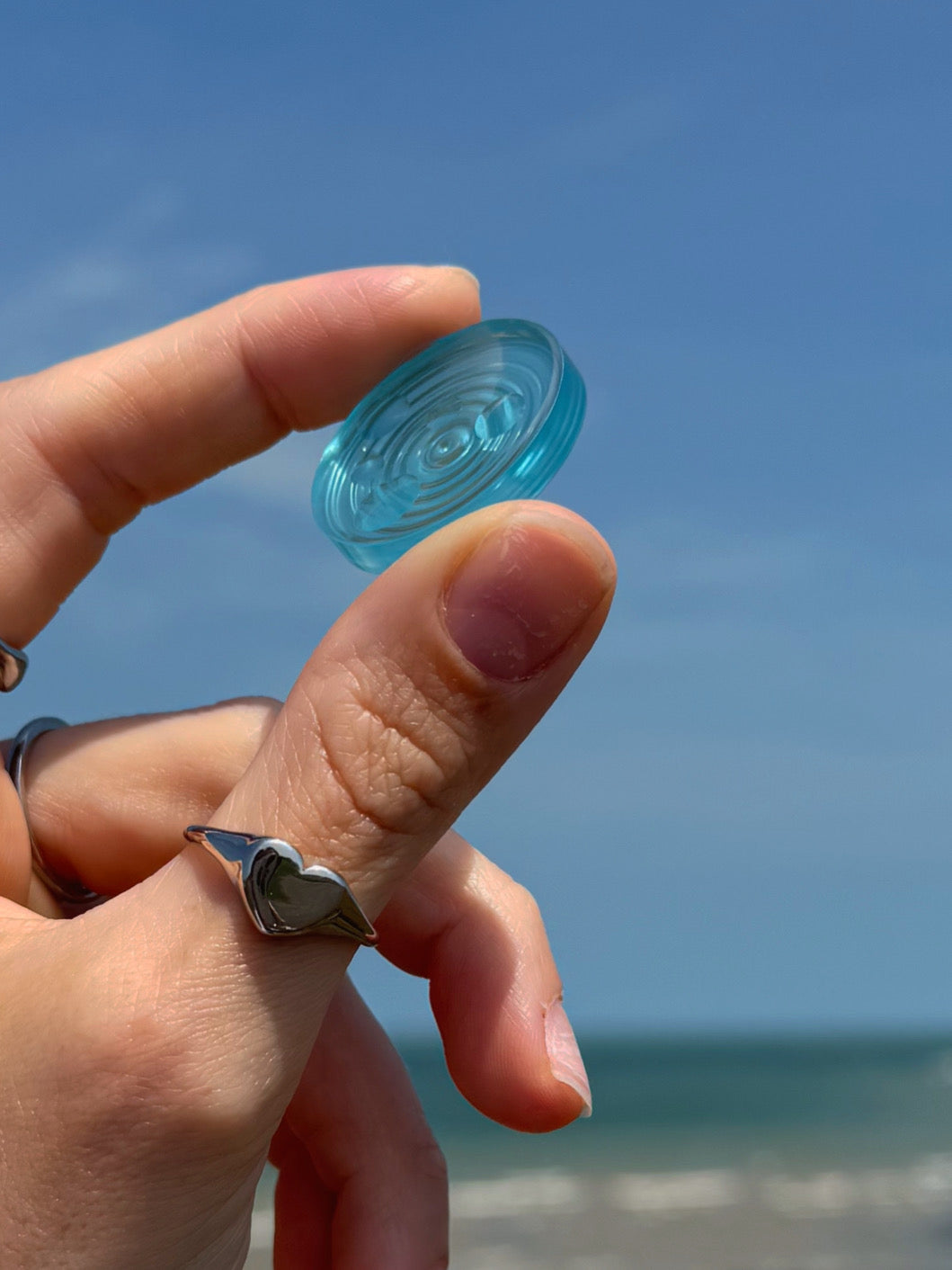 Water drop pebble