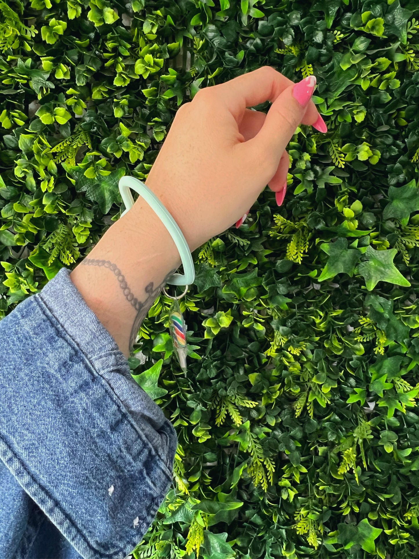 The jazshouse bracelet: green heart