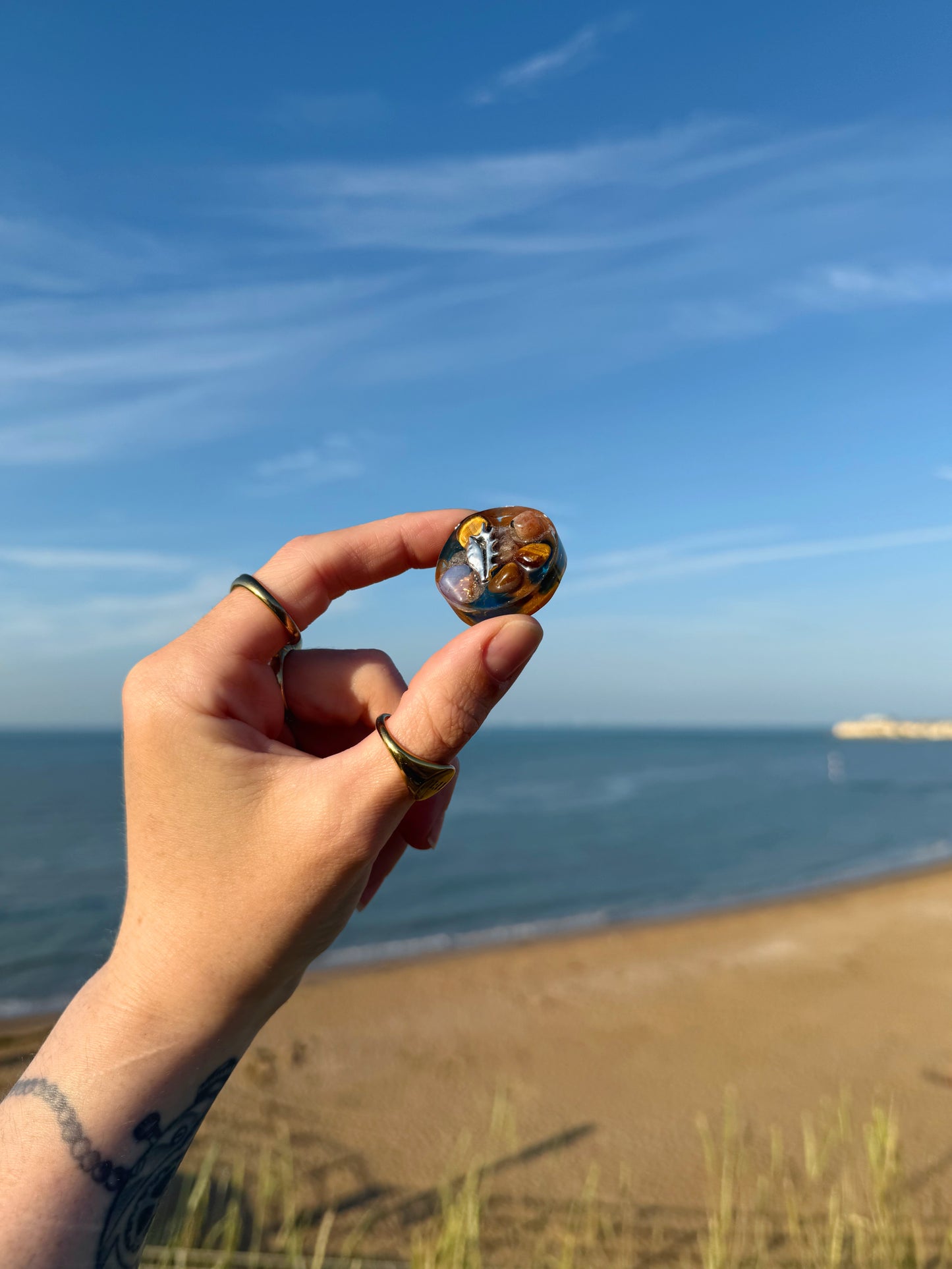 Gem stone wave