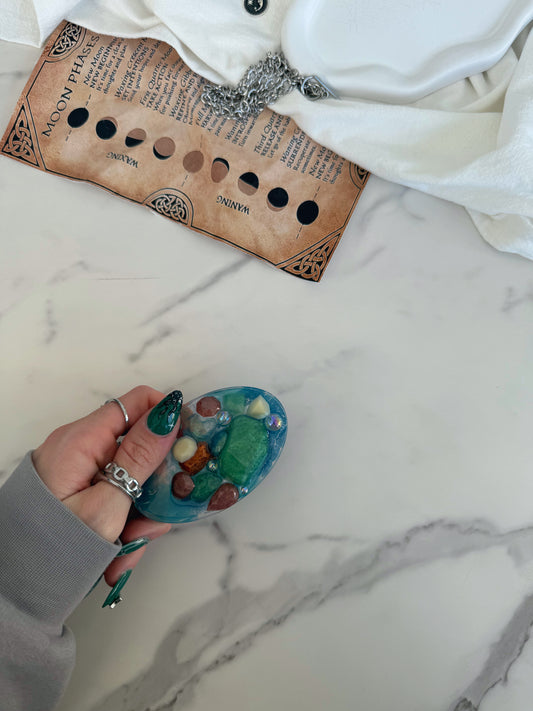 Oval tinker: emerald cave