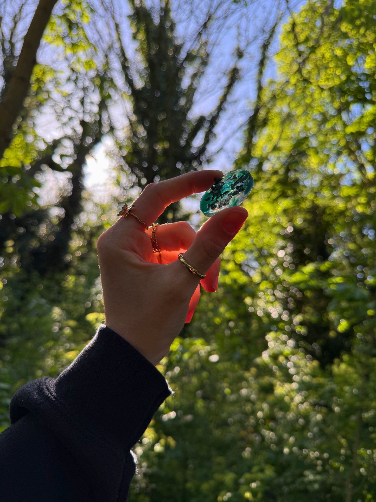 Holographic orb: rainbows & gemstones