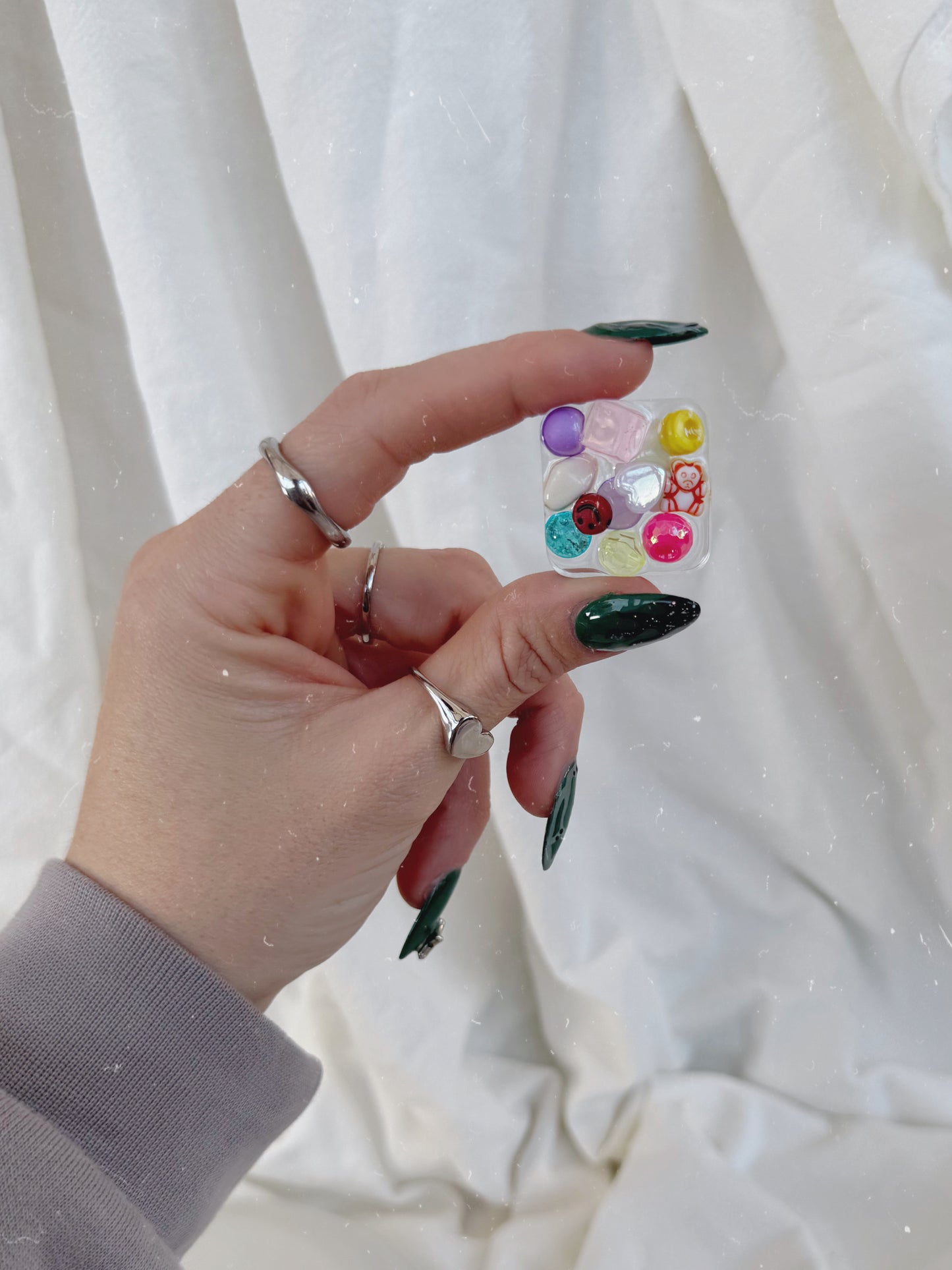 Mini square: rainbow finder