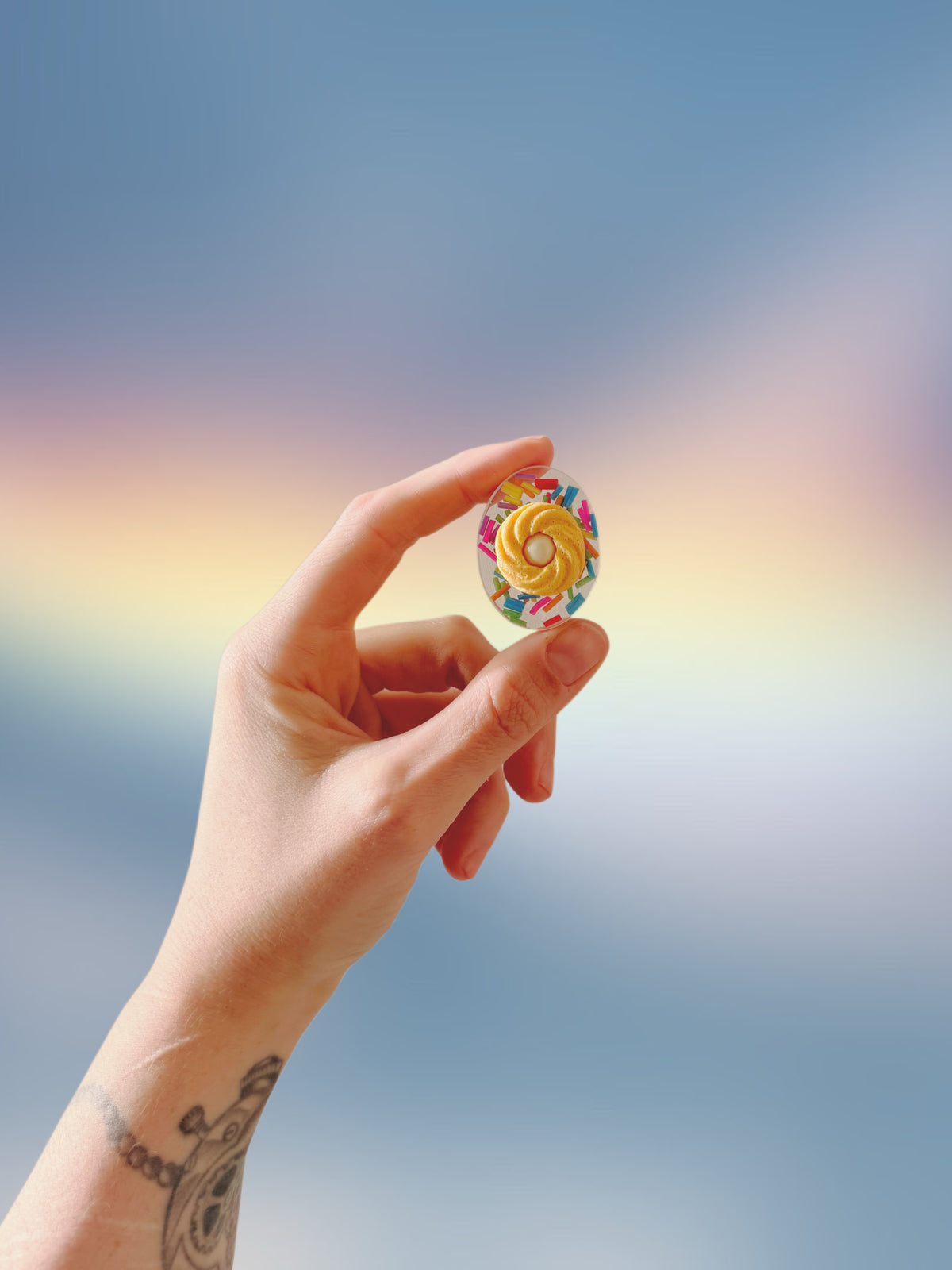 Biscuit sprinkle spinner