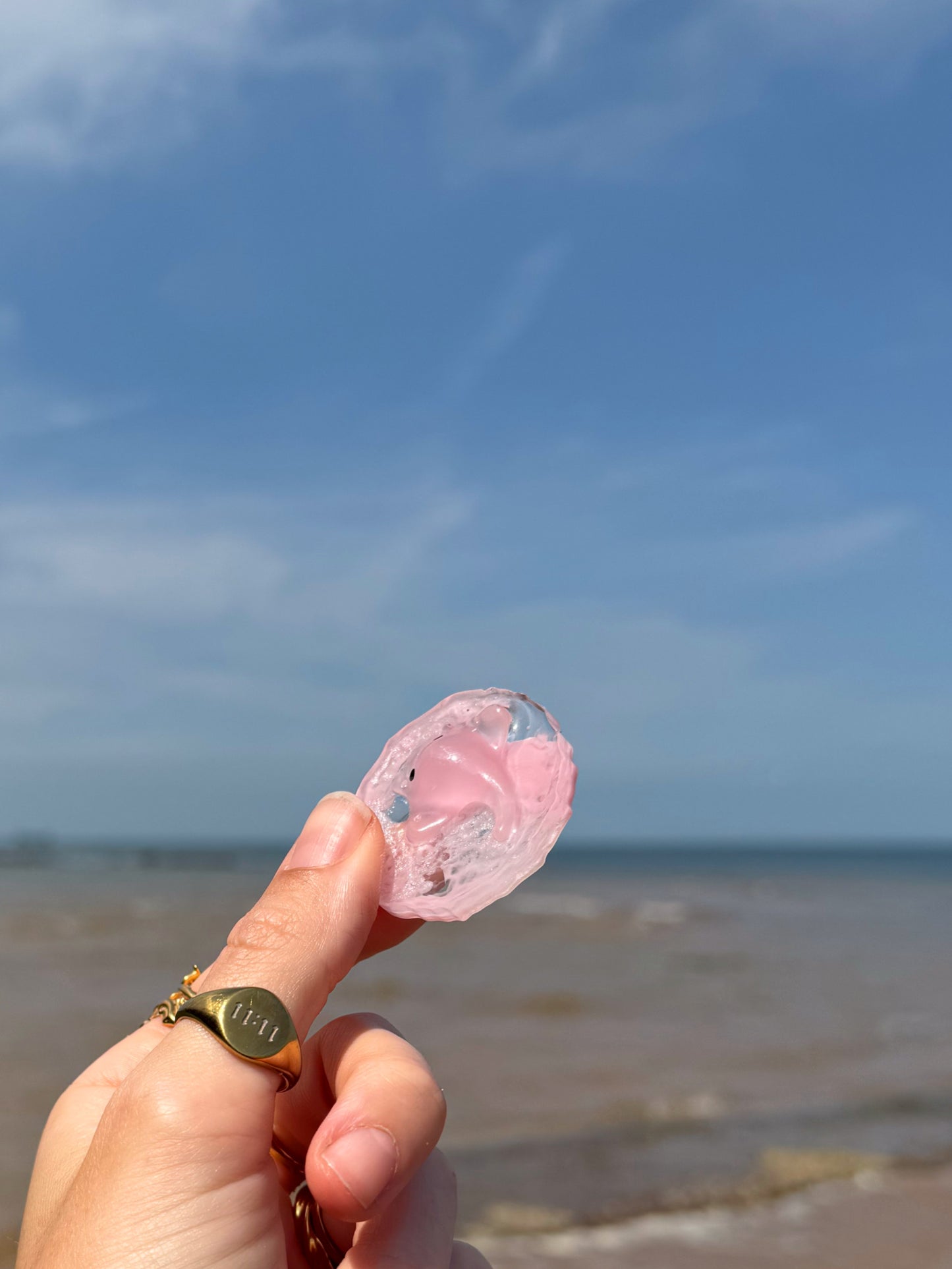 Geode orb: pink stingray