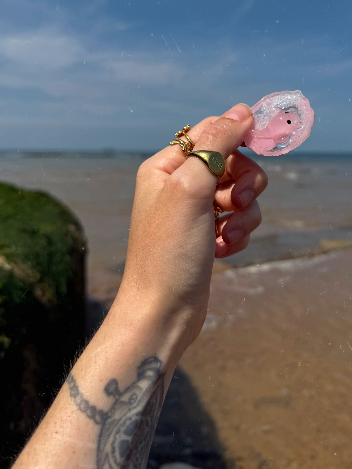 Geode orb: pink stingray