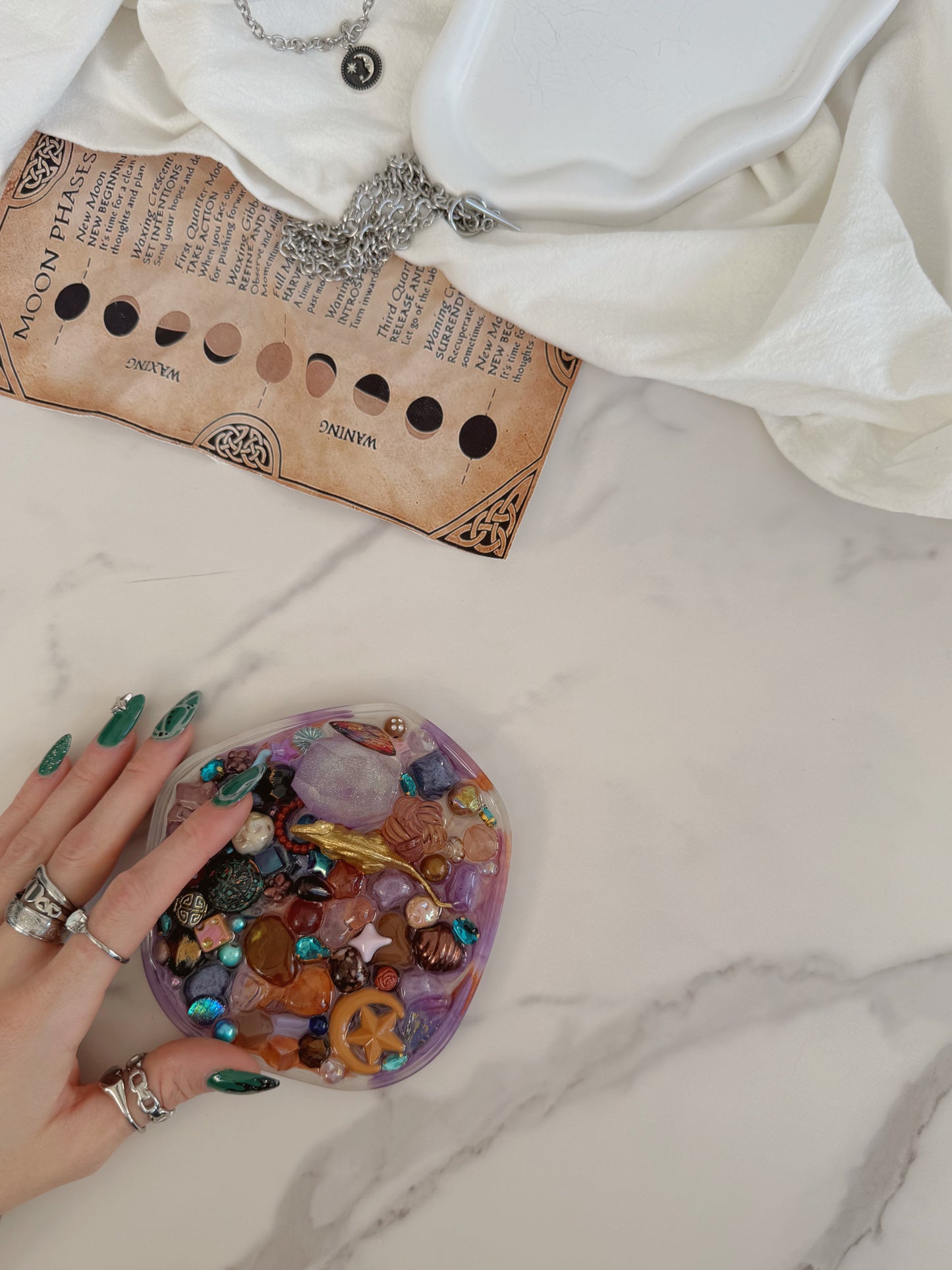 Pentagon purple & gold