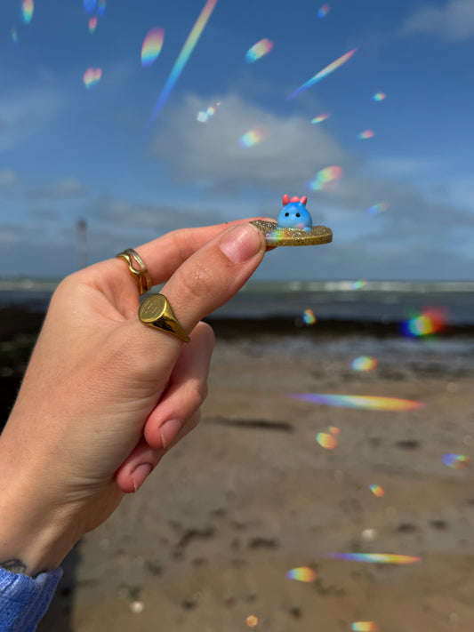 Holographic orb: blue sea slug