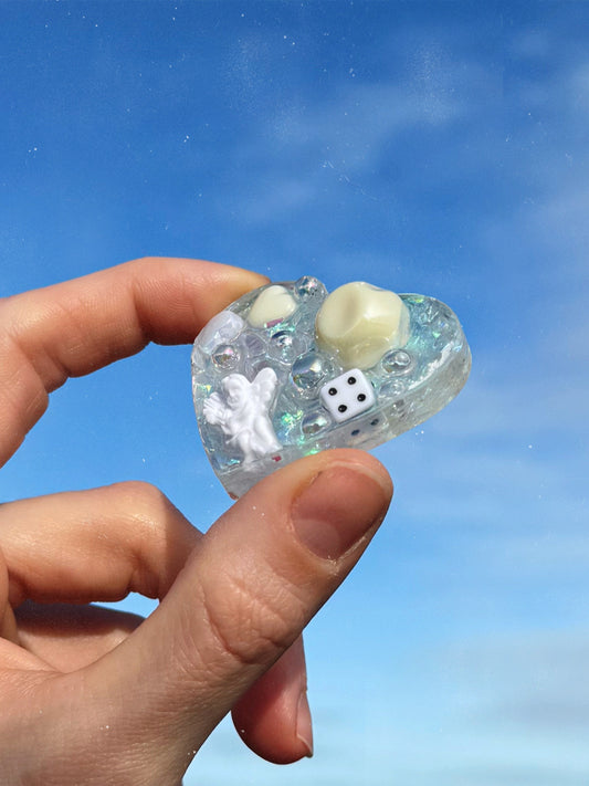 Cherub dream: chunky heart