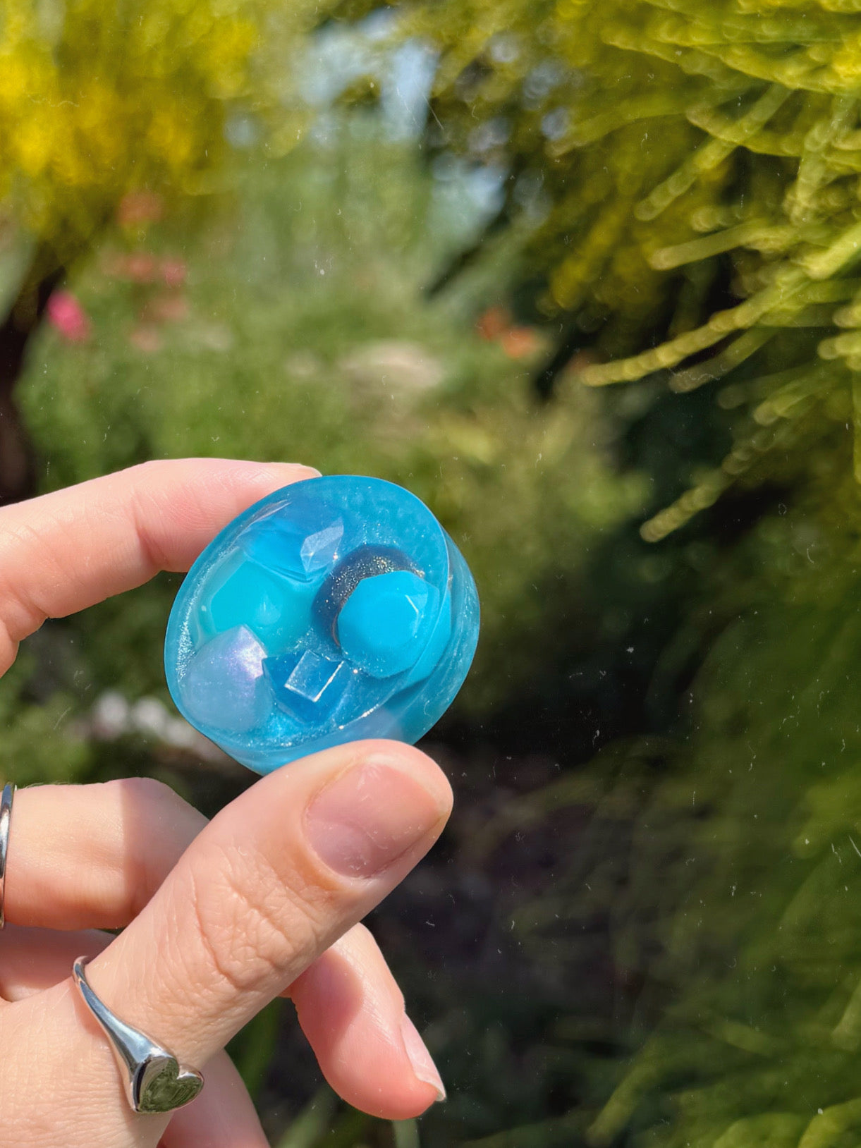 Chunky orb: water drop