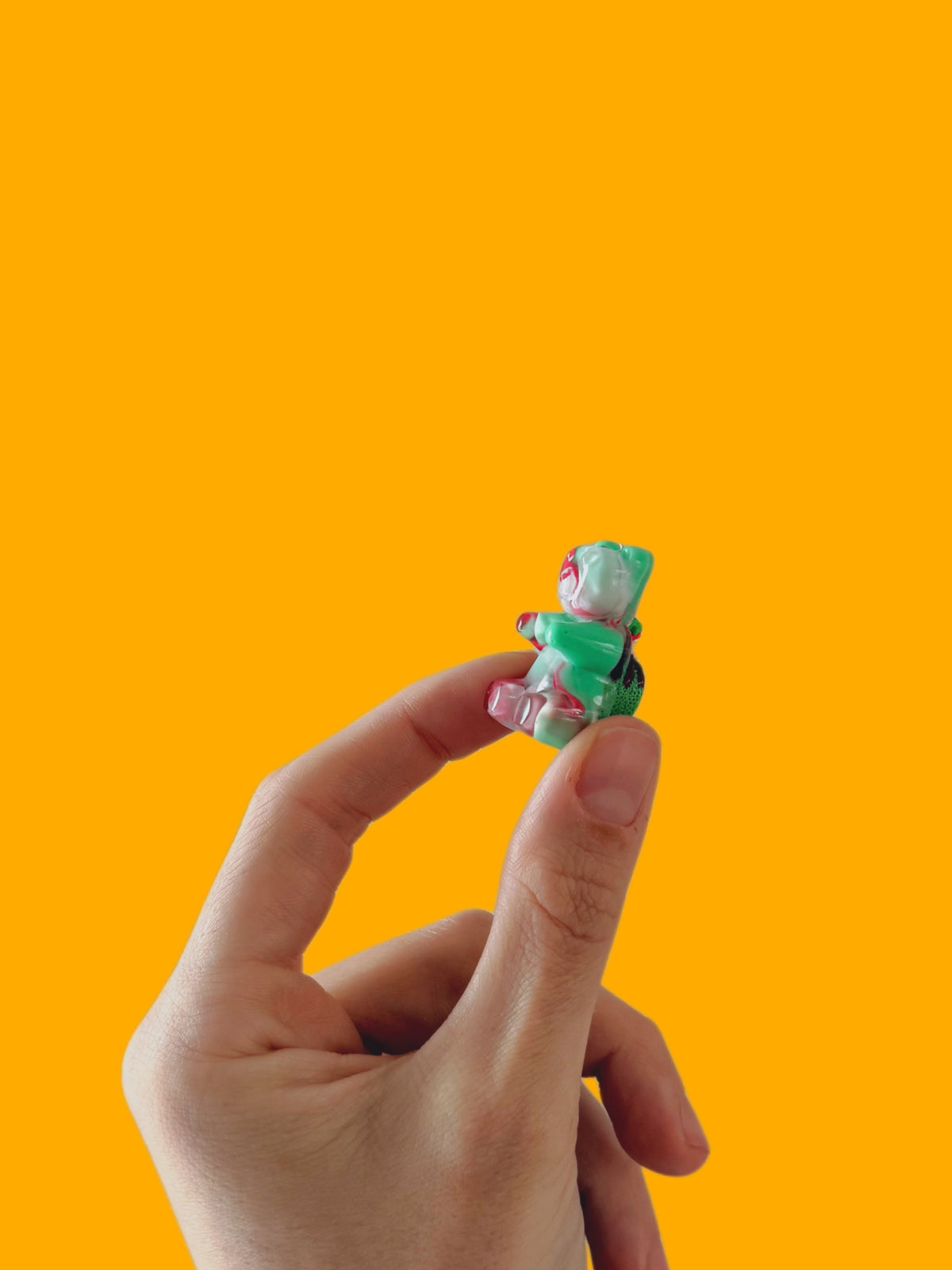 Strawberry matcha : mini gummy bear