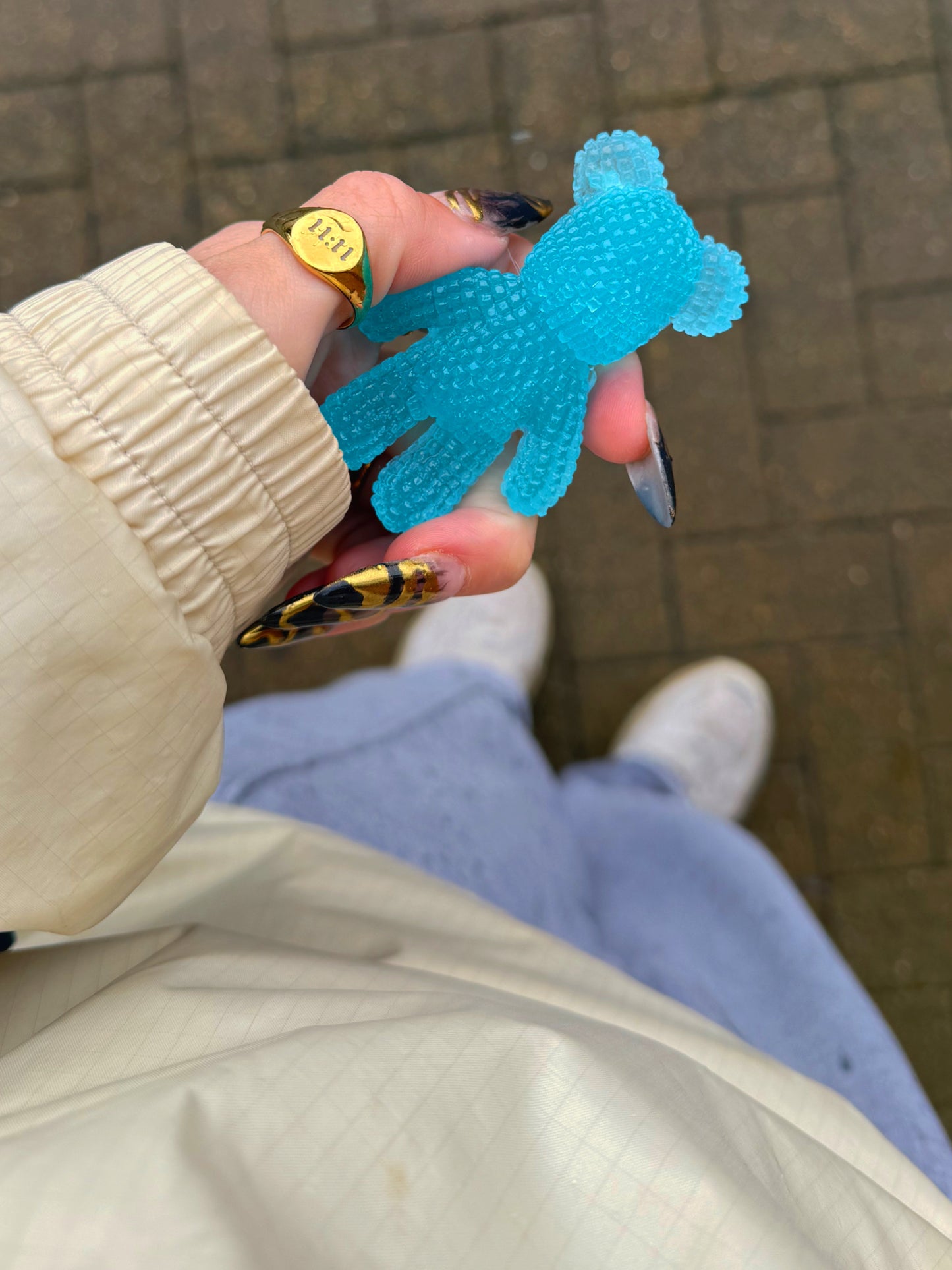 Jagger bear: blue glow in the dark 139