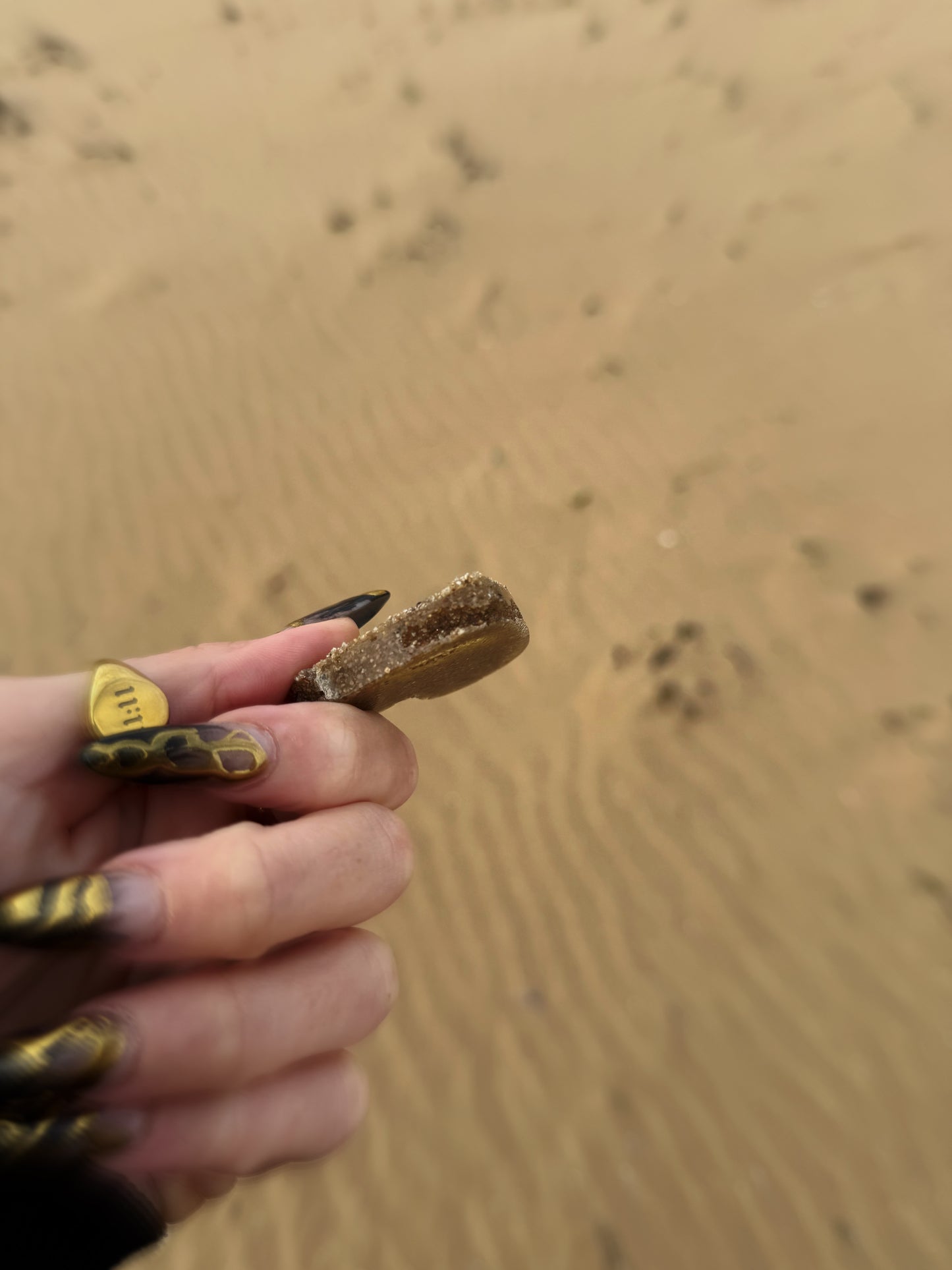 Chunky heart: sand heart 90
