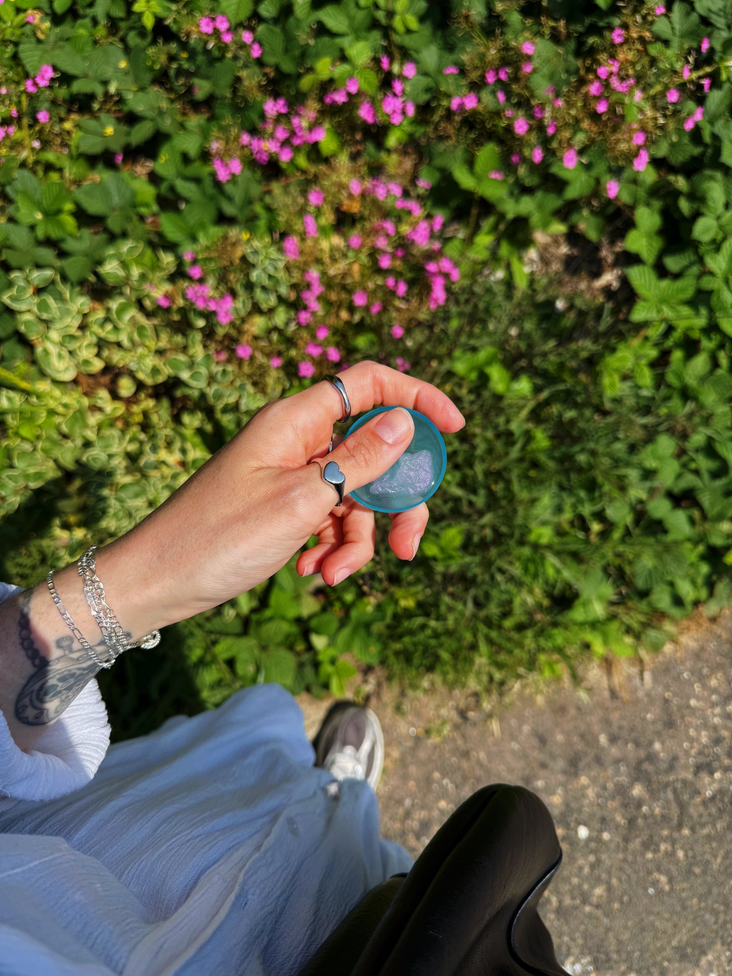 Pink rock mini oval