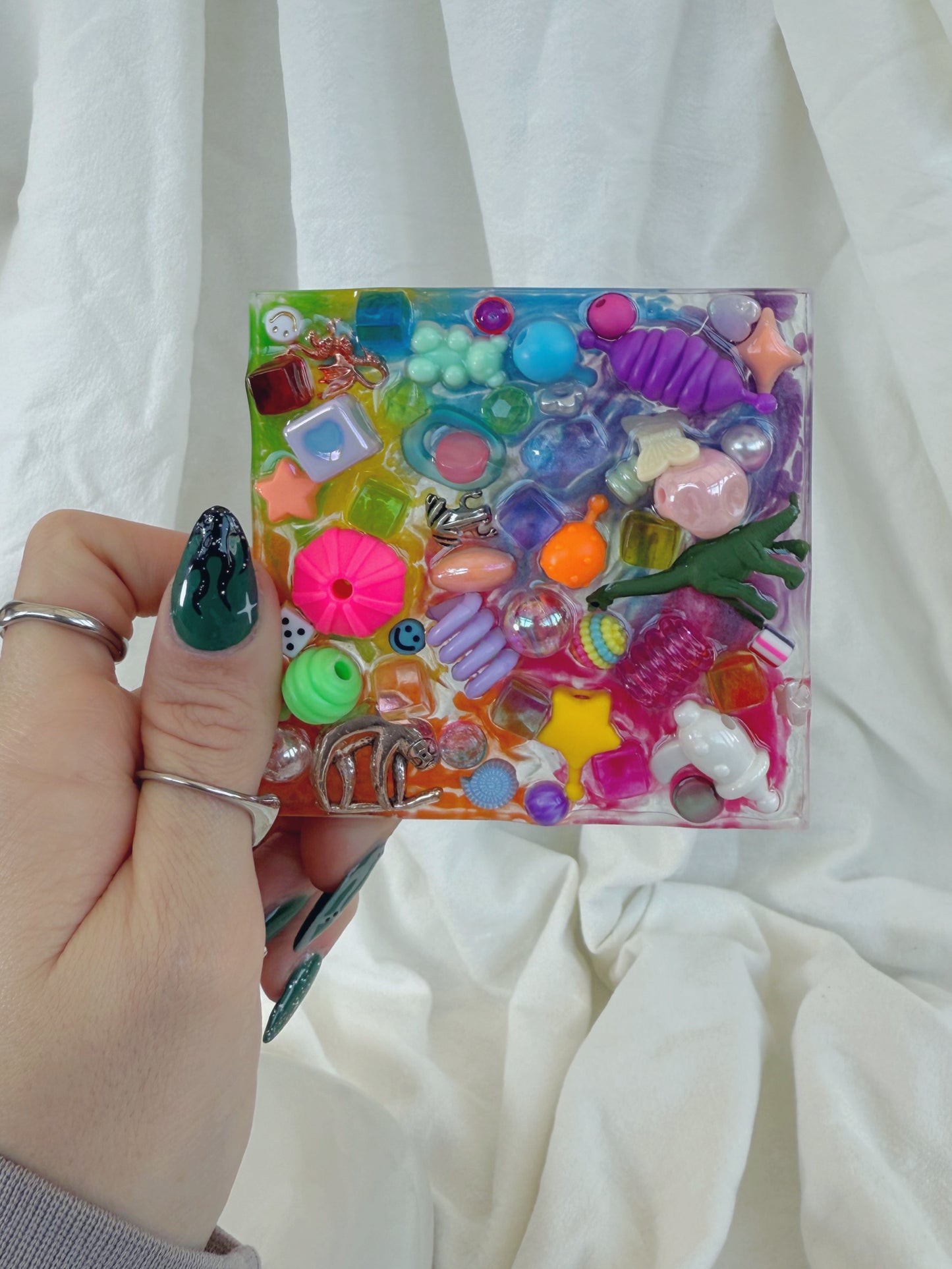 XL square wave: rainbow magic