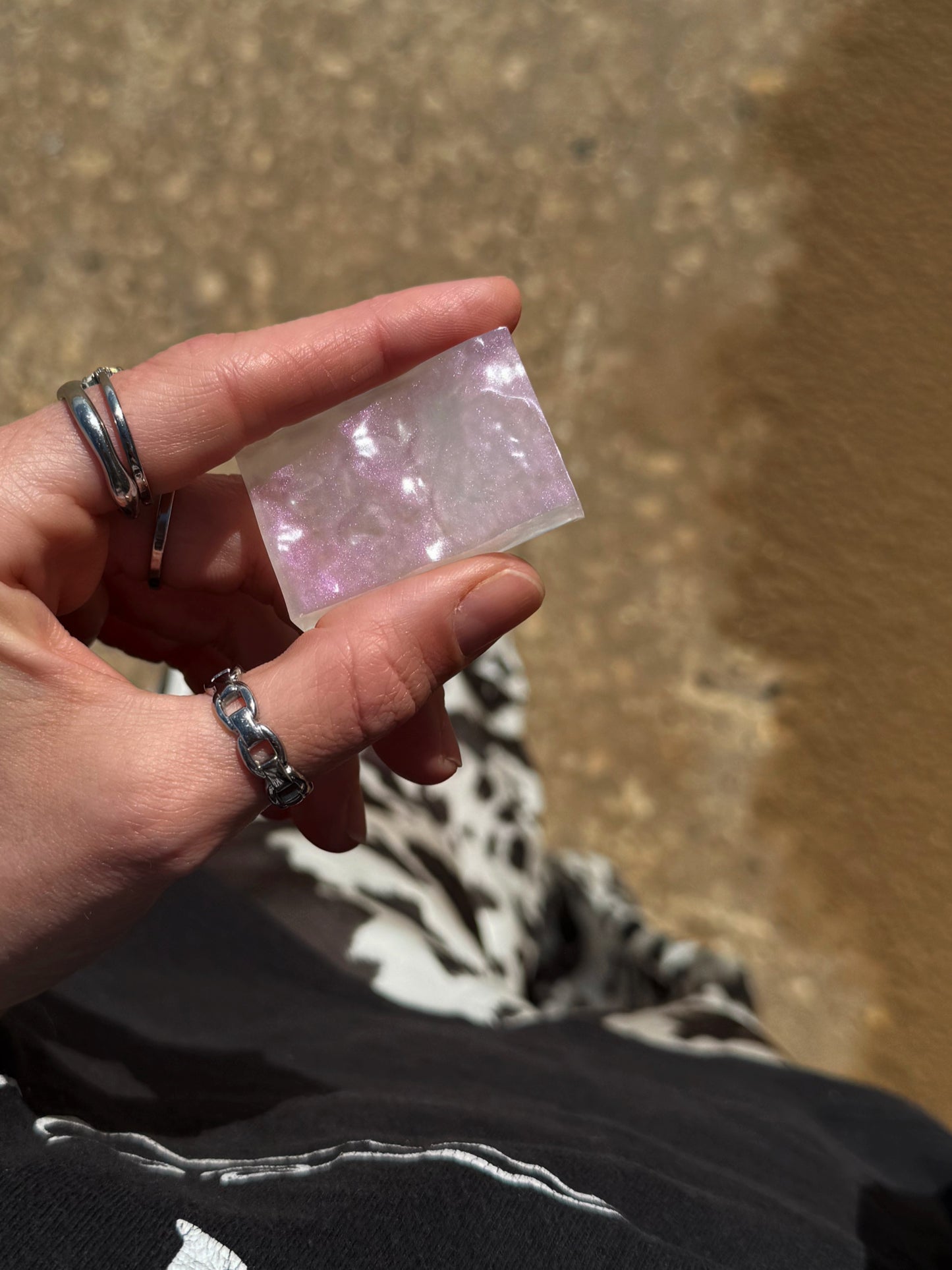 Pink cloud rectangle wave