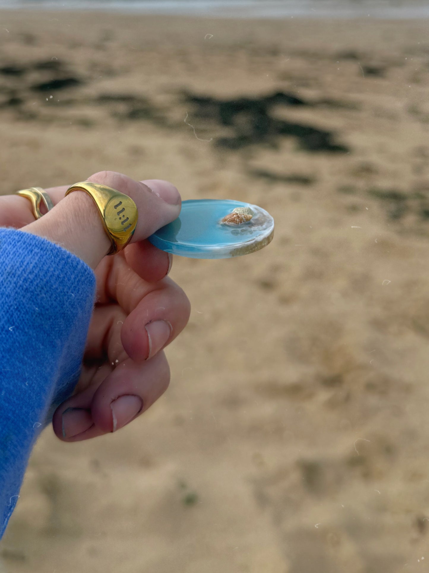 Holographic orb: the beach
