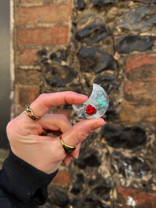 Worry moon: your heart