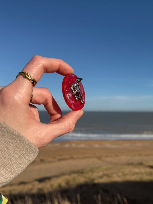 Safe spike chained heart XL orb