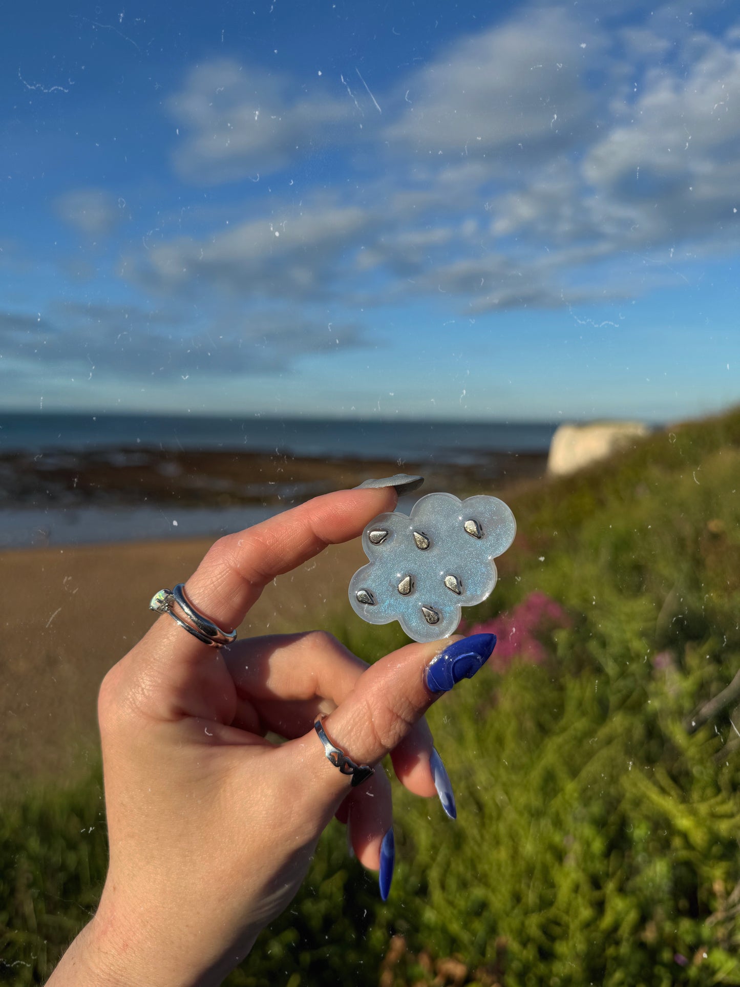 Silver raindrops mini cloud