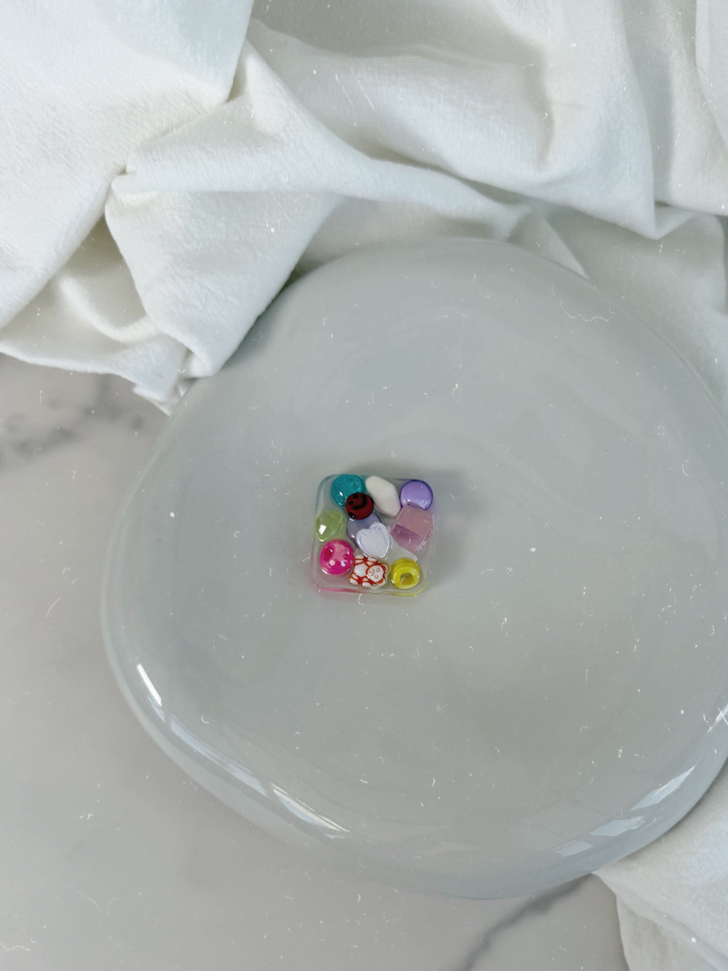 Mini square: rainbow finder